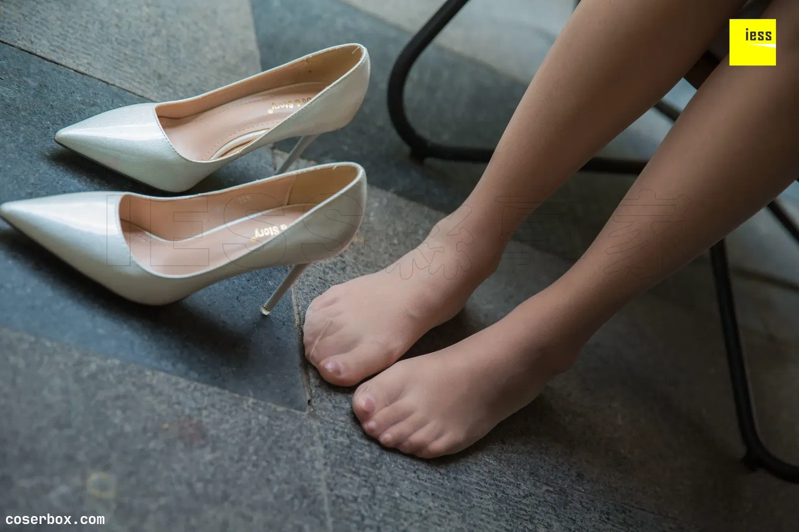 IESS异思趣向 2018.10.05 丝享家331：《婉萍的Q弹脚趾》婉萍 [80P34M] [80P 34.81MB]