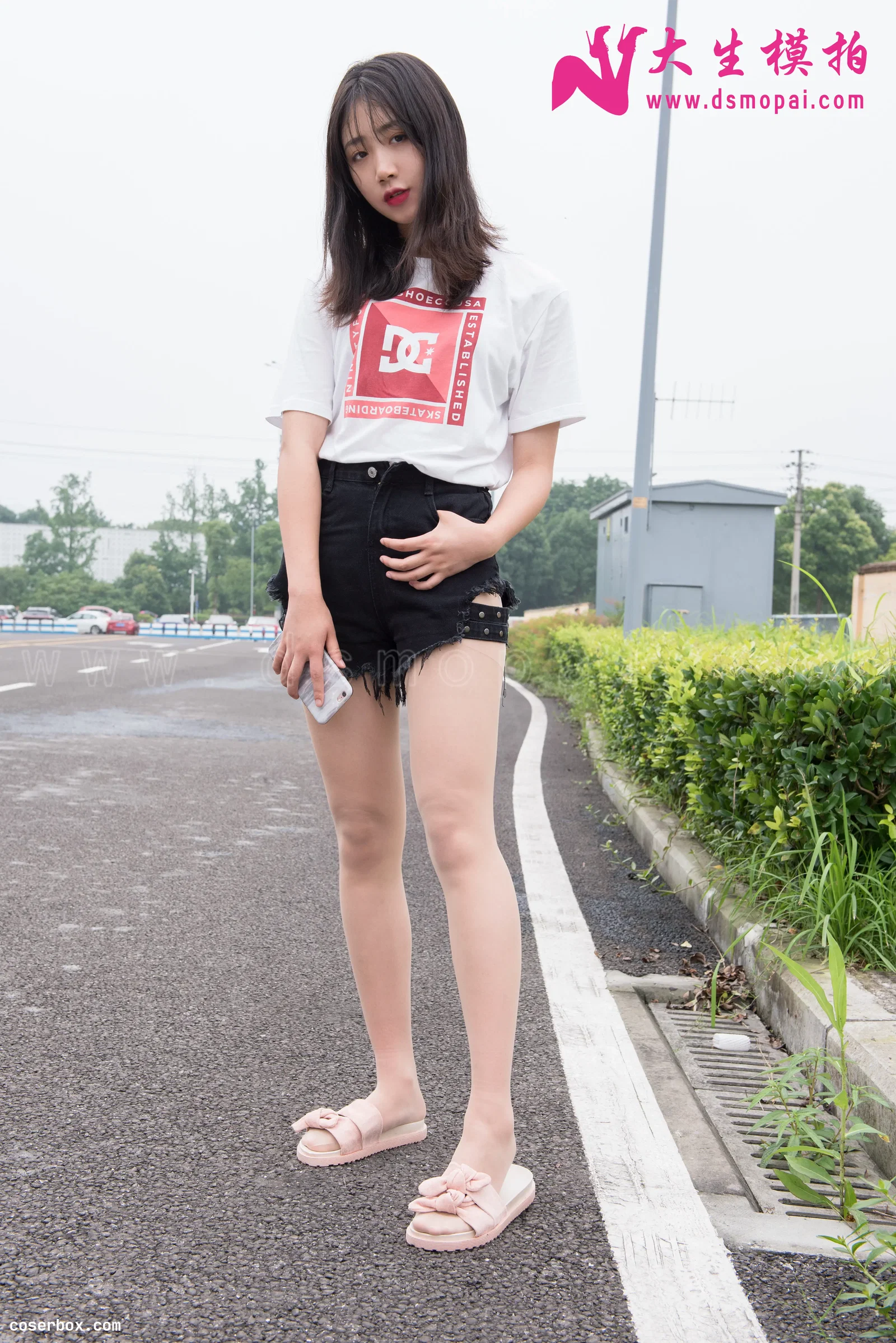 大生模拍 NO.136 珠珠 压马路的肉丝腿 [36P 1V 335.32MB]