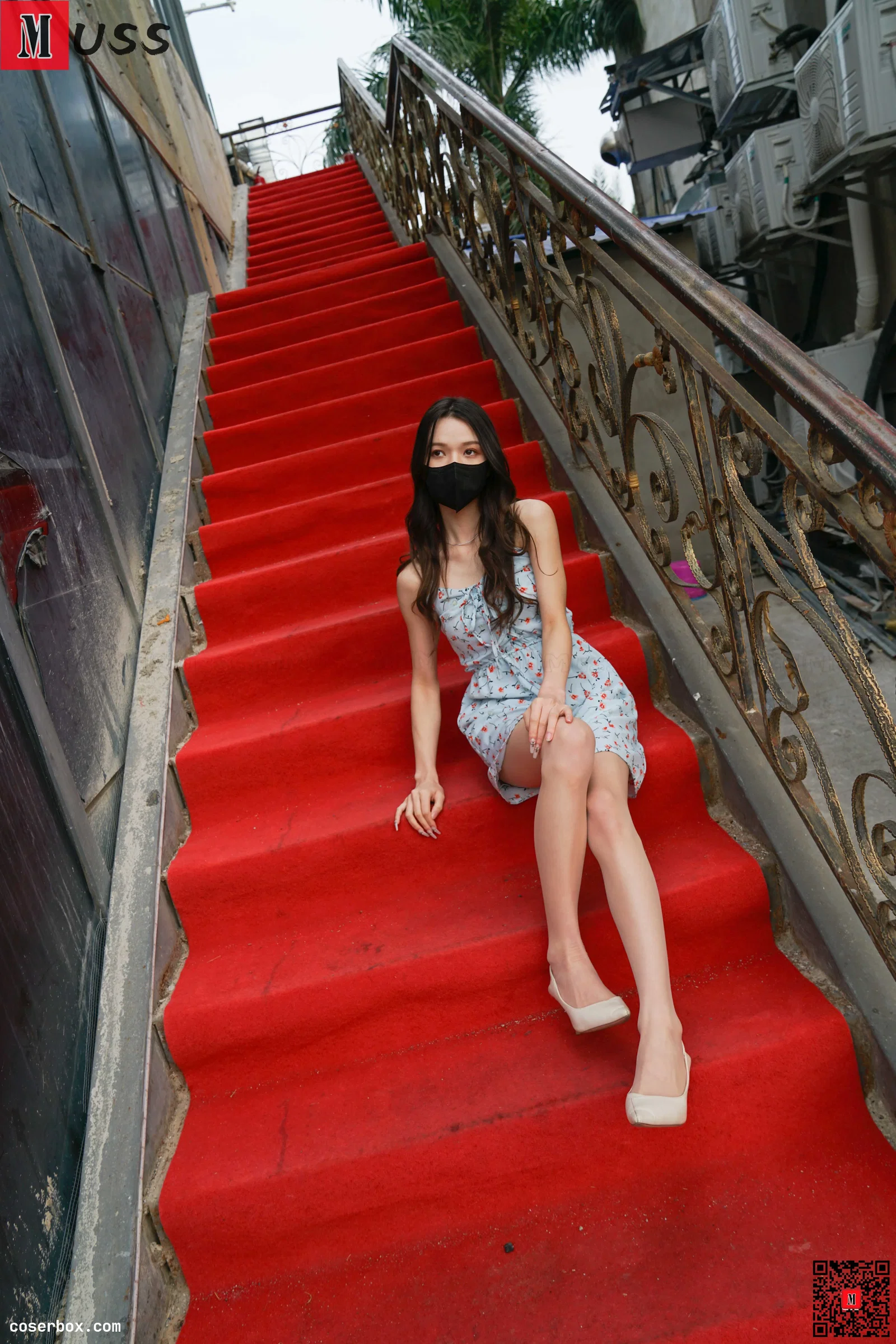 MussGirl慕丝女郎 NO.258-红毯碎花连衣裙肉丝[136P-229M]