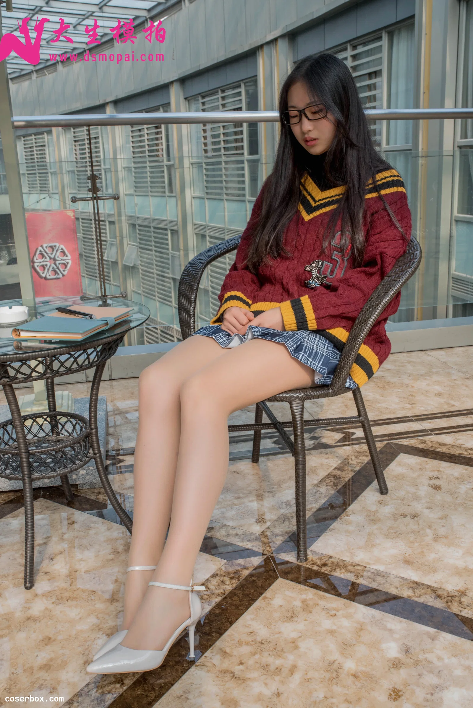 大生模拍 NO.102 雯雯 肉丝小秘书 [41P 1V 242.74MB]