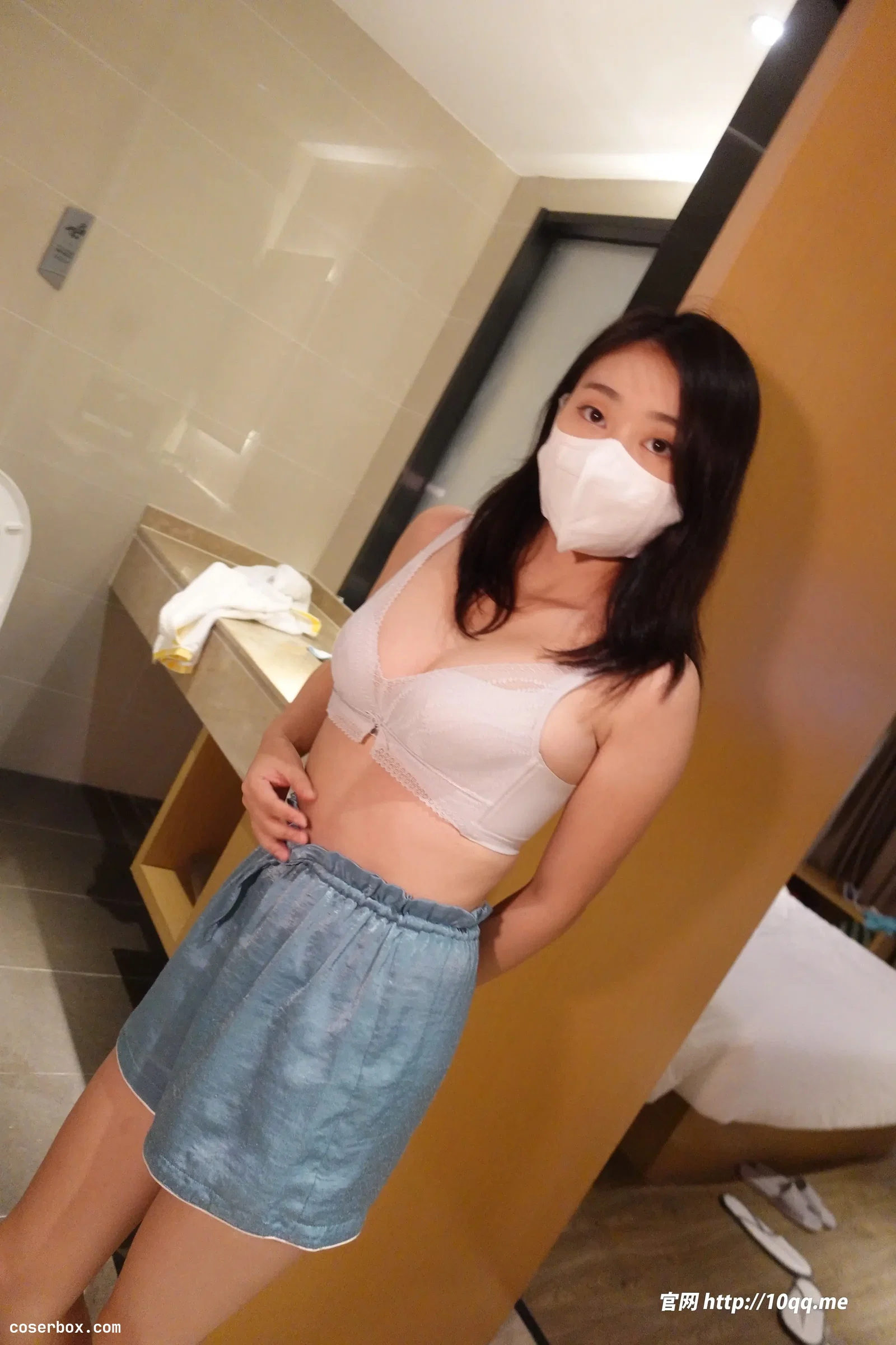 [ROSI口罩系列]2022.12.19 NO.2381[29+1P／45MB]