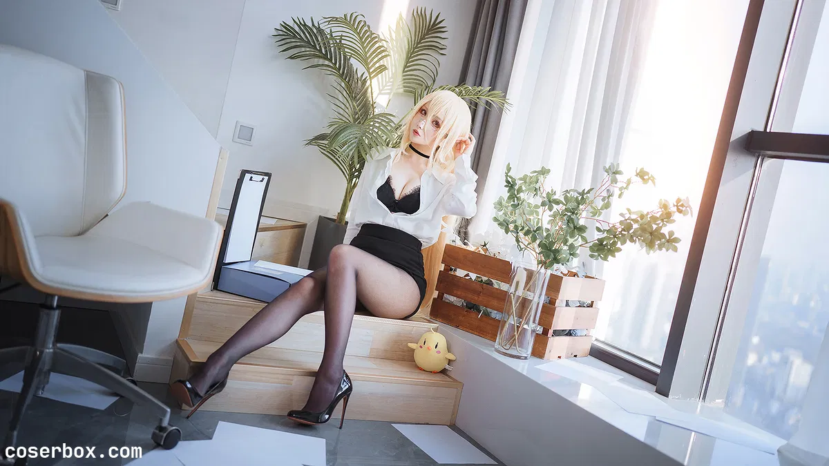 Rioko凉凉子(肉扣热热子) NO.114 办公室的意外 [70P 394.73MB] - 2