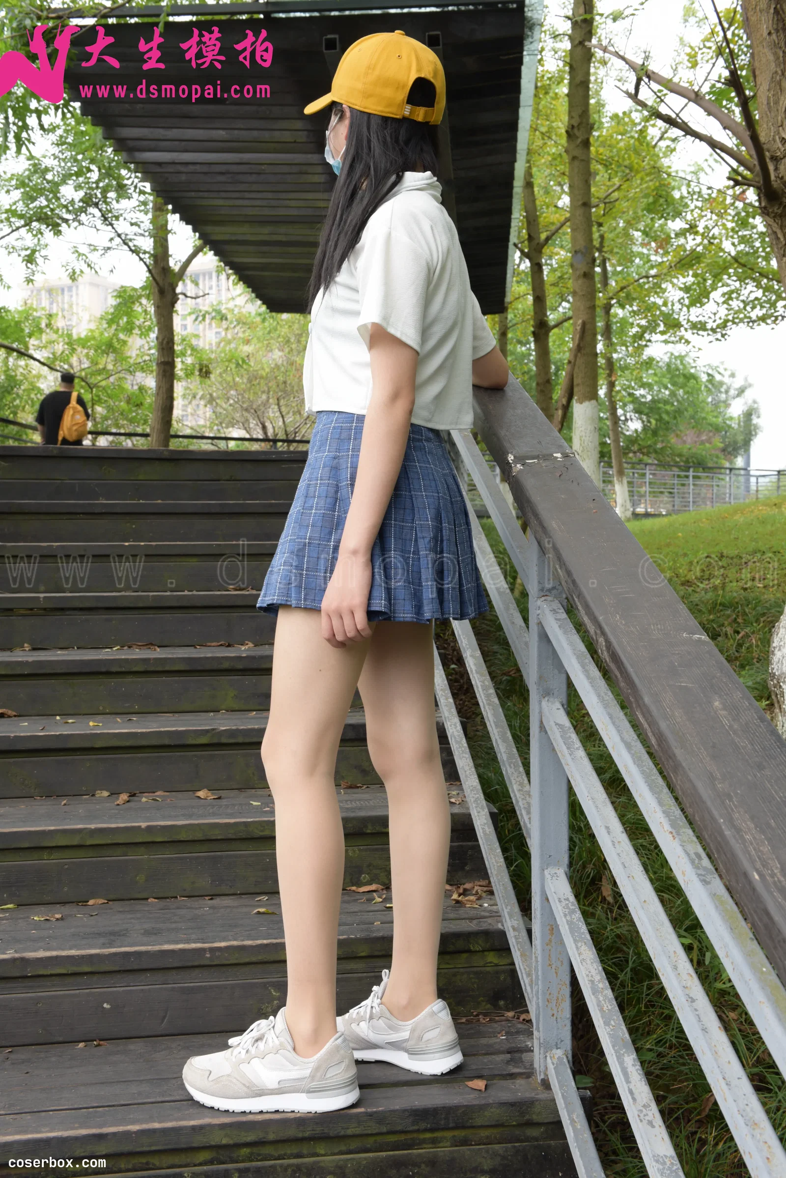 大生模拍 NO.196 饭饭 公园小憩 [66P 1V 591.73MB]