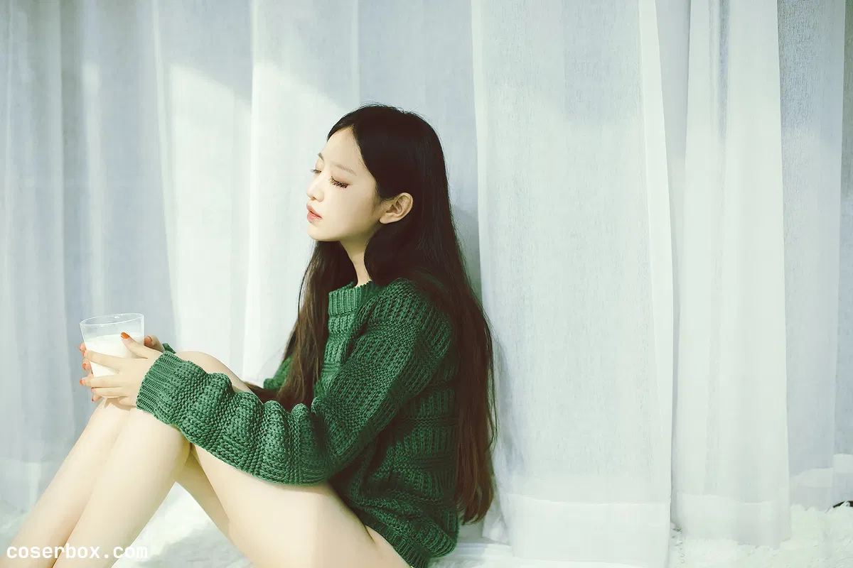 Shika小鹿鹿 NO.035 写真02 红绿毛衣 [14P 53.16MB] - 2