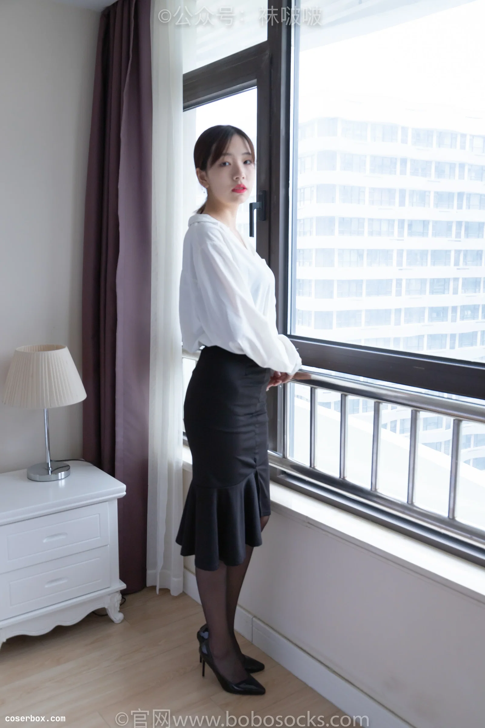 BoBoSocks袜啵啵 NO.017 小甜豆-OL制服、高跟鞋、黑丝 [131P 1V 3.73GB]