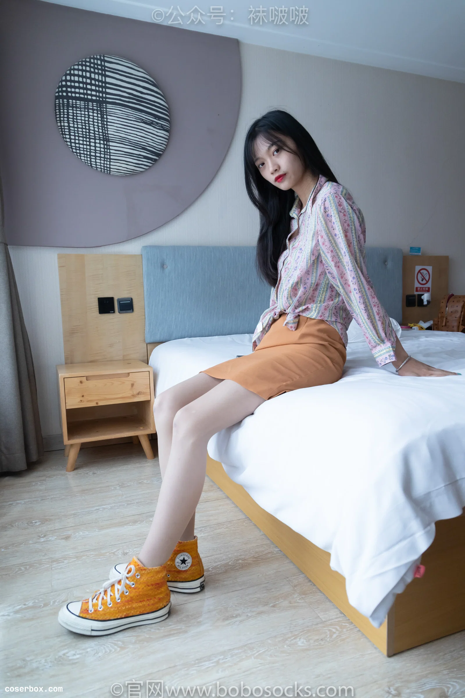 BoBoSocks袜啵啵 NO.008 涵涵-帆布鞋、白色短棉袜、肉丝 [139P 1V 3.95GB]