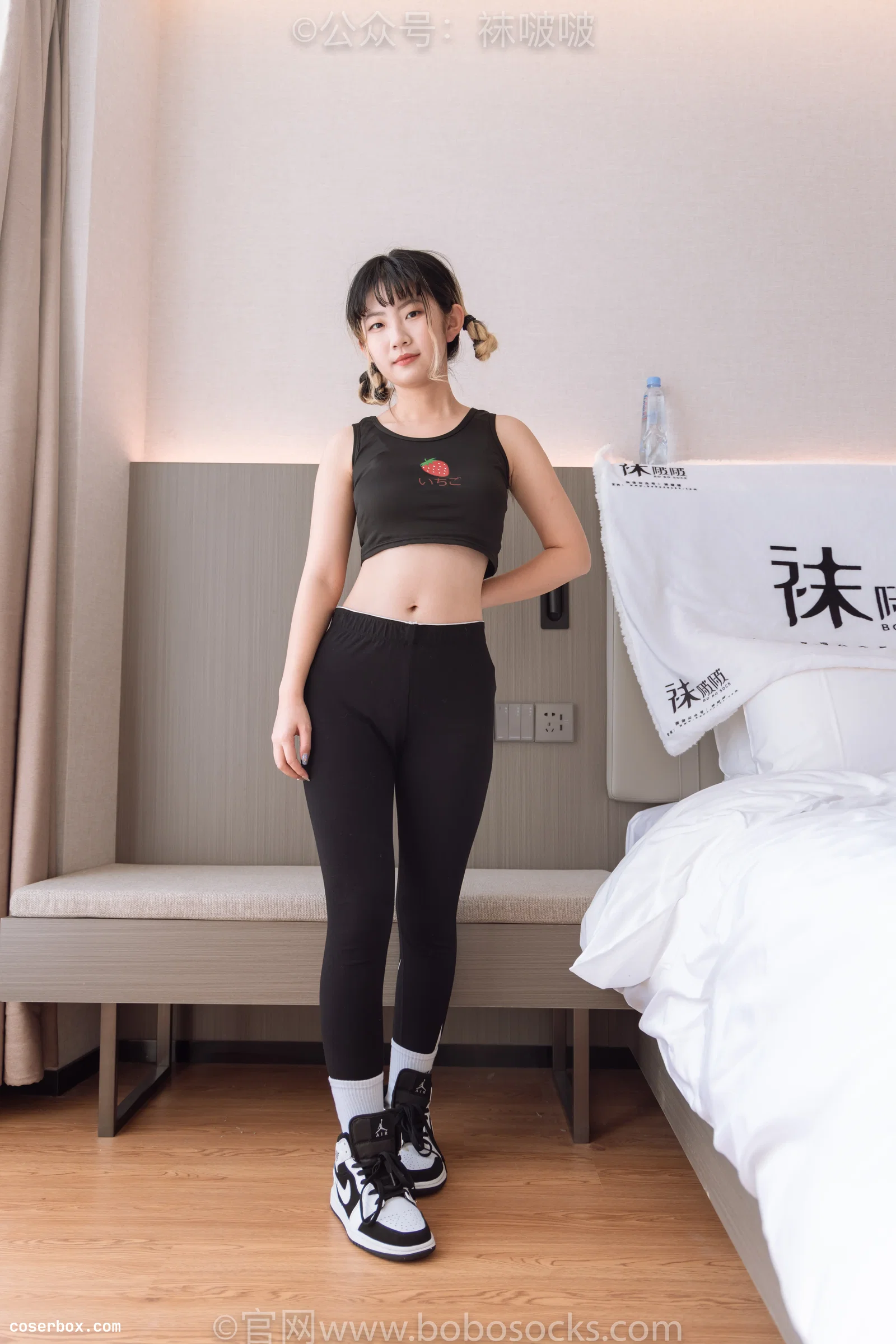 BoBoSocks袜啵啵 NO.059 砂糖-AJ板鞋、白棉袜、裸足 [142P 1V 6.73GB]