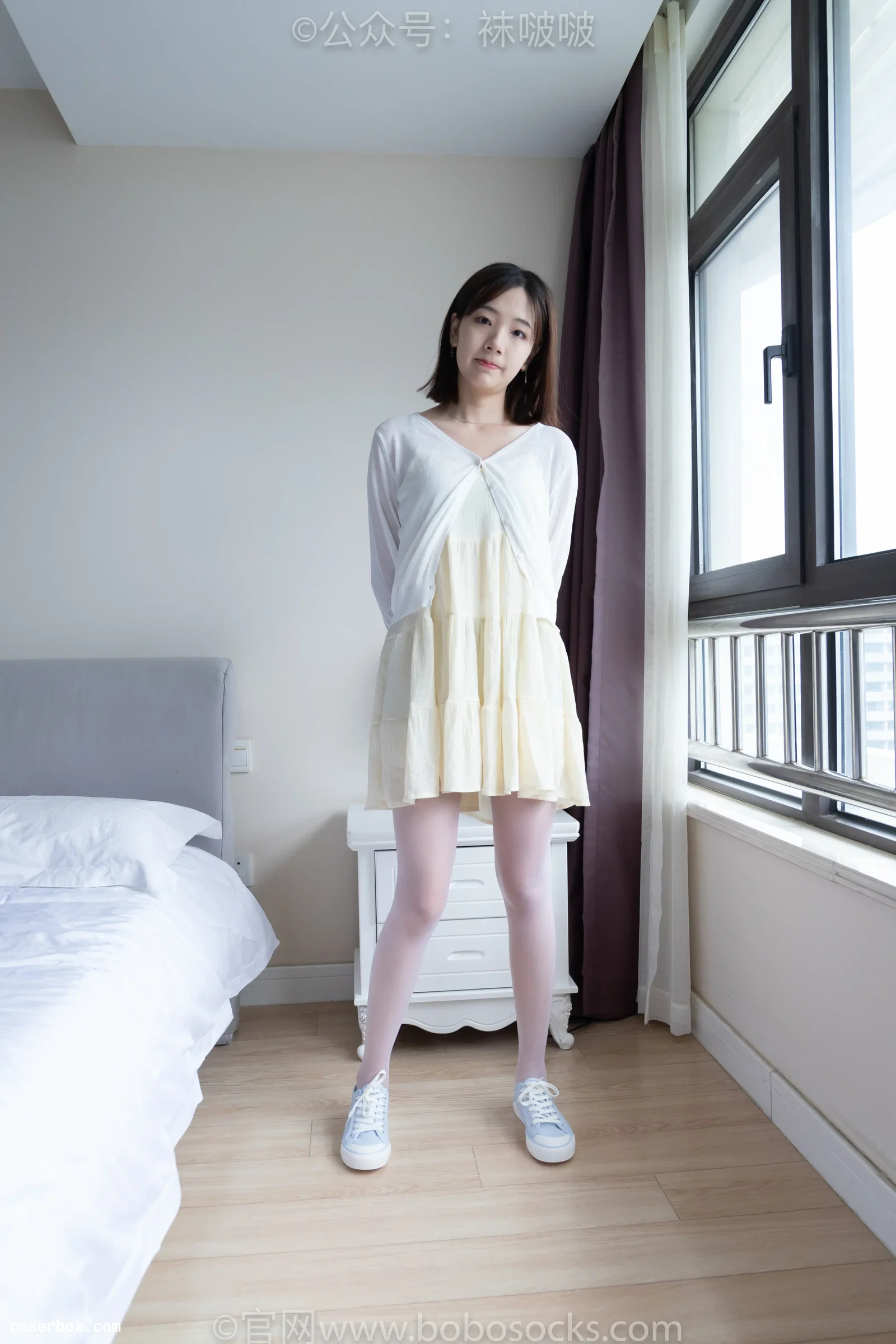 BoBoSocks袜啵啵 NO.005 小甜豆-帆布鞋、薄白丝 [133P 1V 3.13GB]