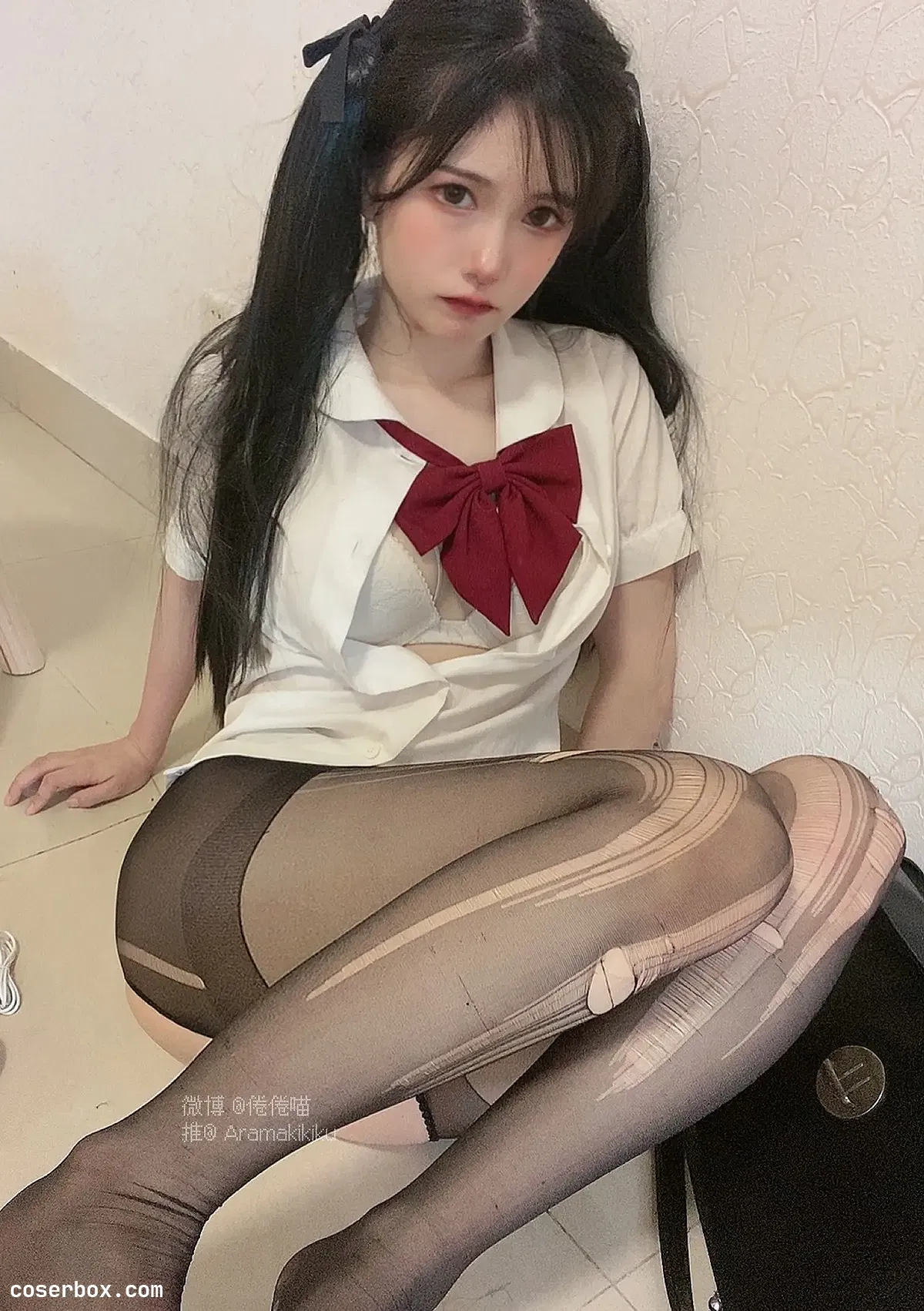 倦倦喵 NO.012 JK的书包里有什么 [132P 1V 281.51MB] - 2