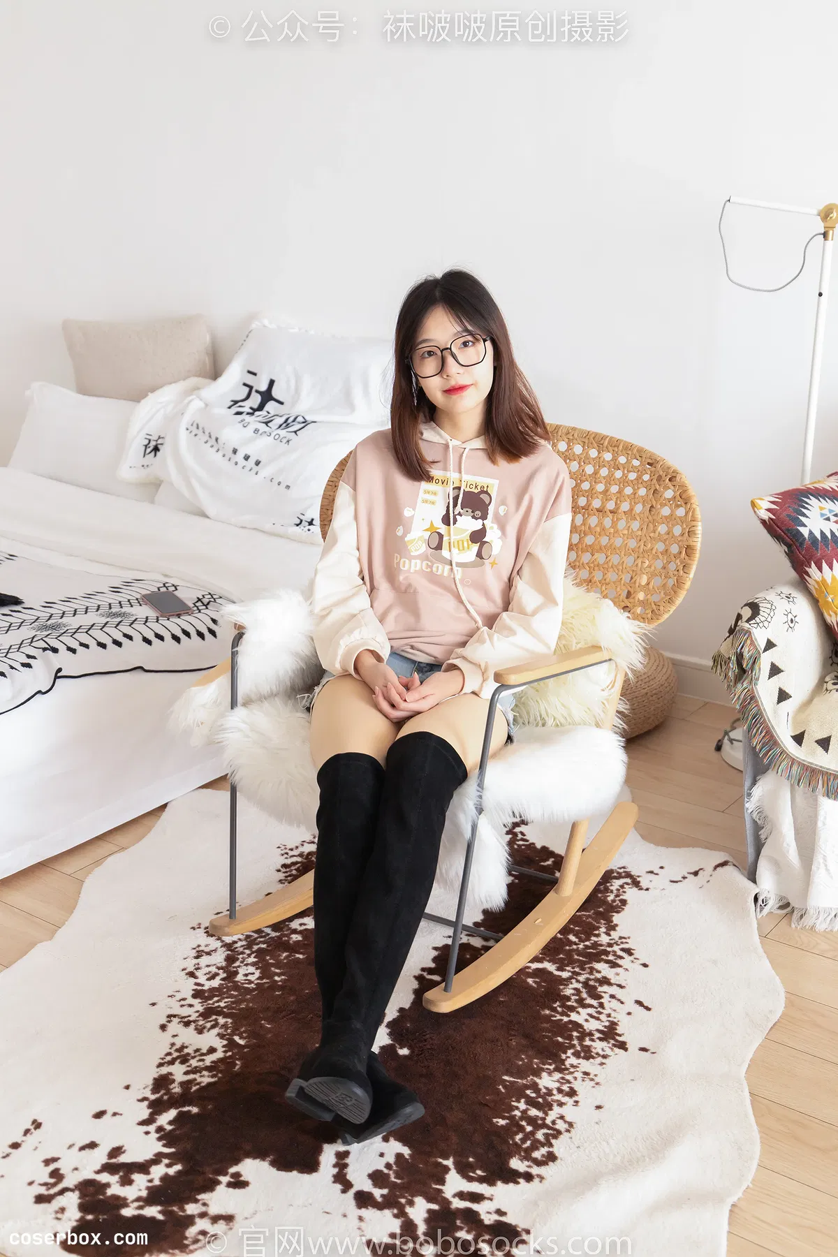 BoBoSocks袜啵啵 NO.218 小甜豆-长靴、厚肉丝（花絮版） [141P 1V 4.98GB] - 2