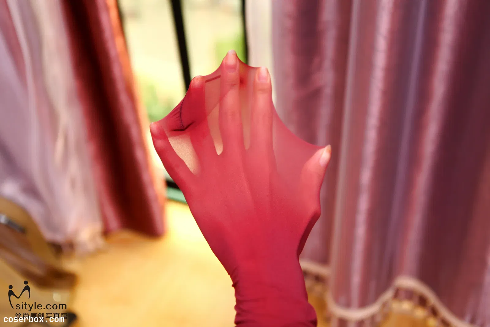 丝尚Sityle 2013.01.11 NO.072 [22P 28.37MB]