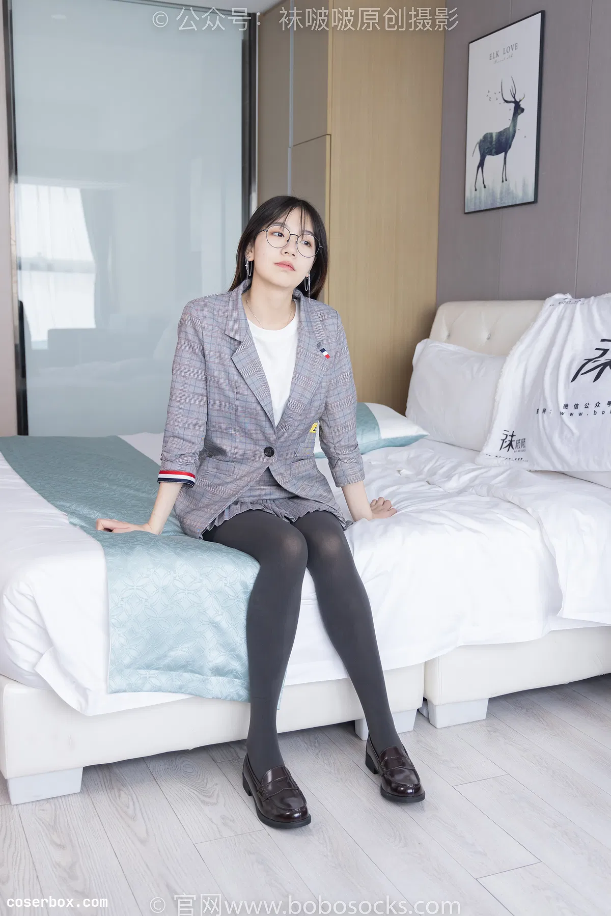 BoBoSocks袜啵啵 NO.210 小甜豆-皮鞋、厚灰丝、ol装 [141P 1V 5.63GB] - 2