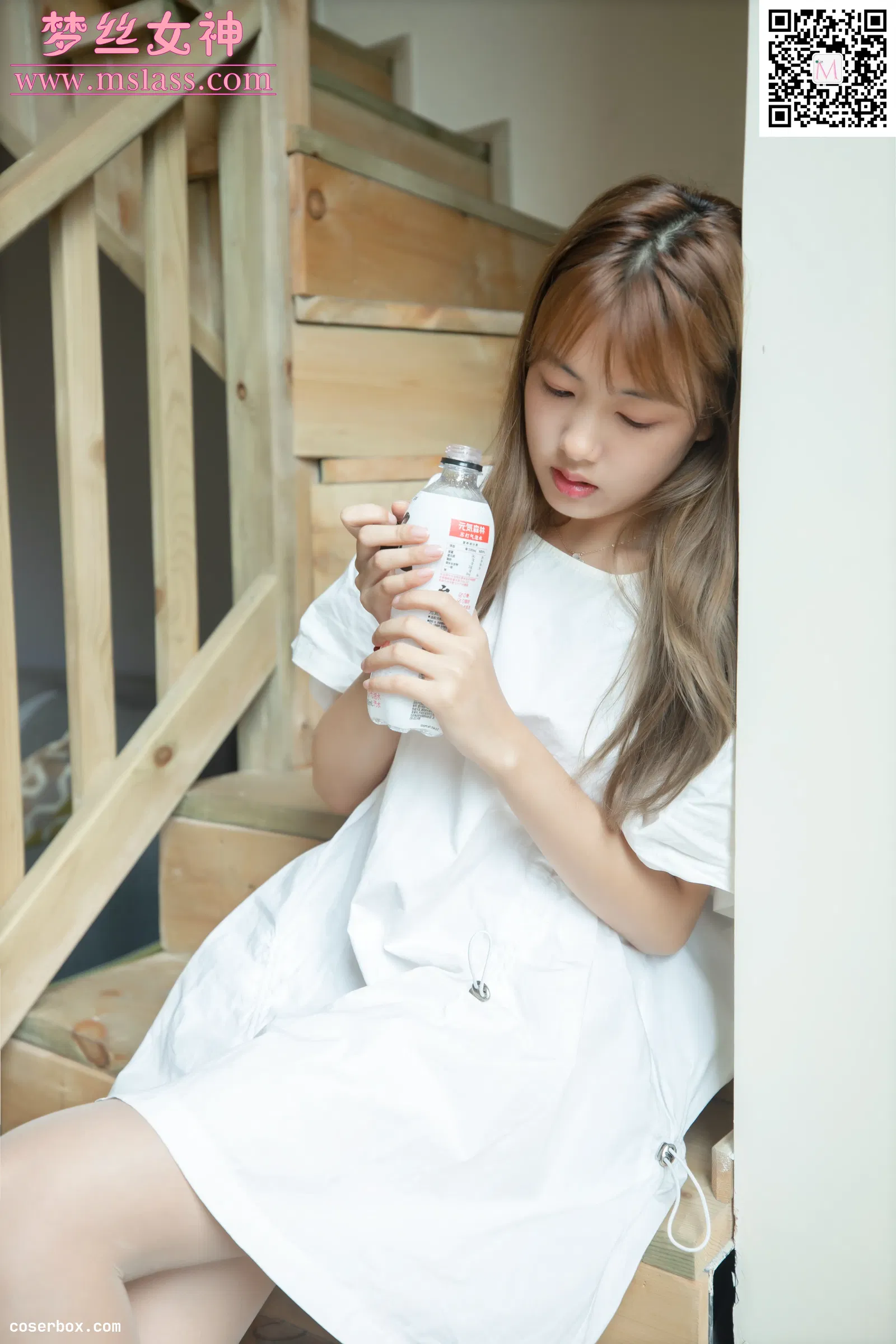 MSLASS梦丝女神 NO.134 宁夏《纯女神》[61+1P／464MB] [62P 471.85MB]