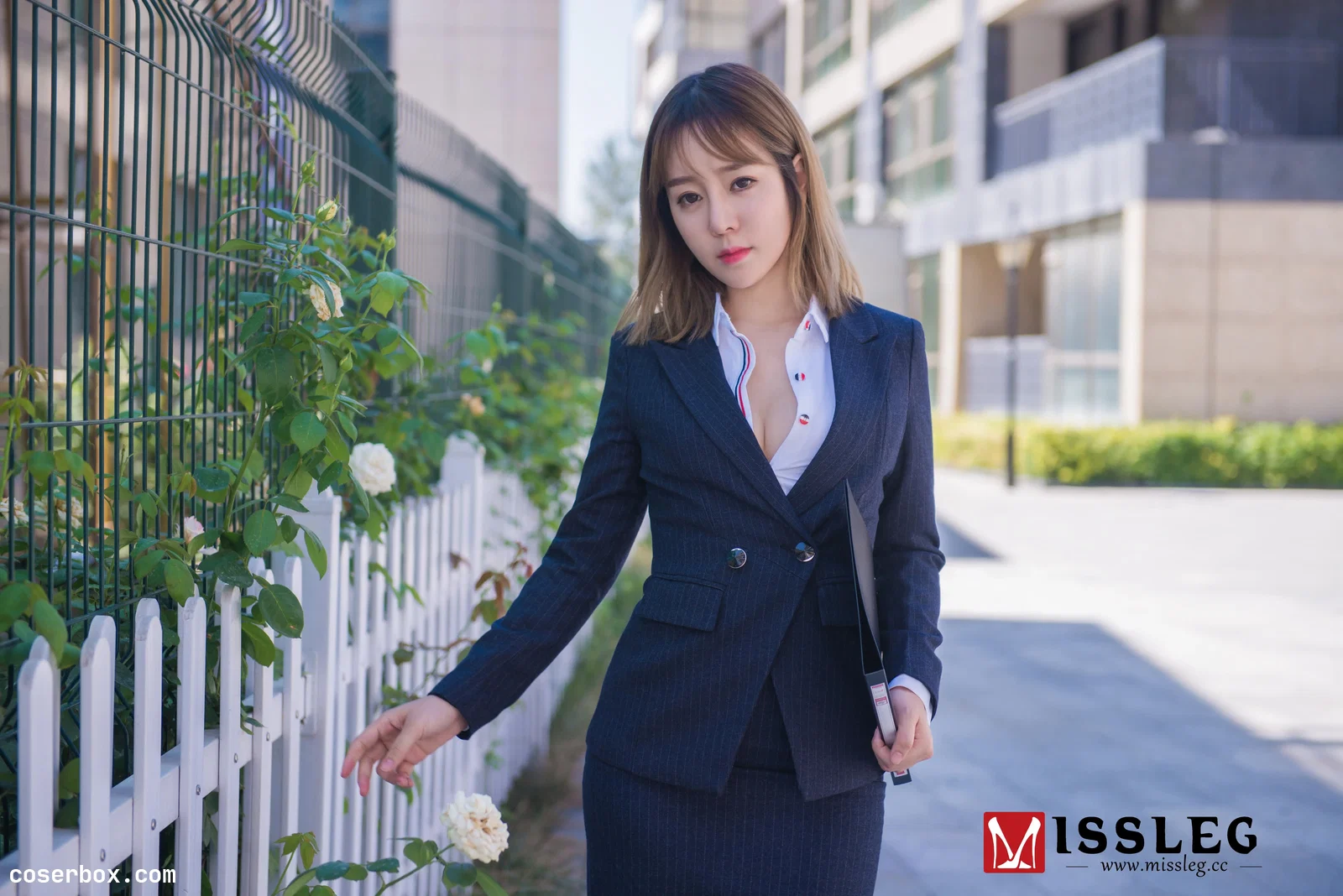 MISSLEG蜜丝 V003 王雨纯 预览版 [8P 16.4MB]