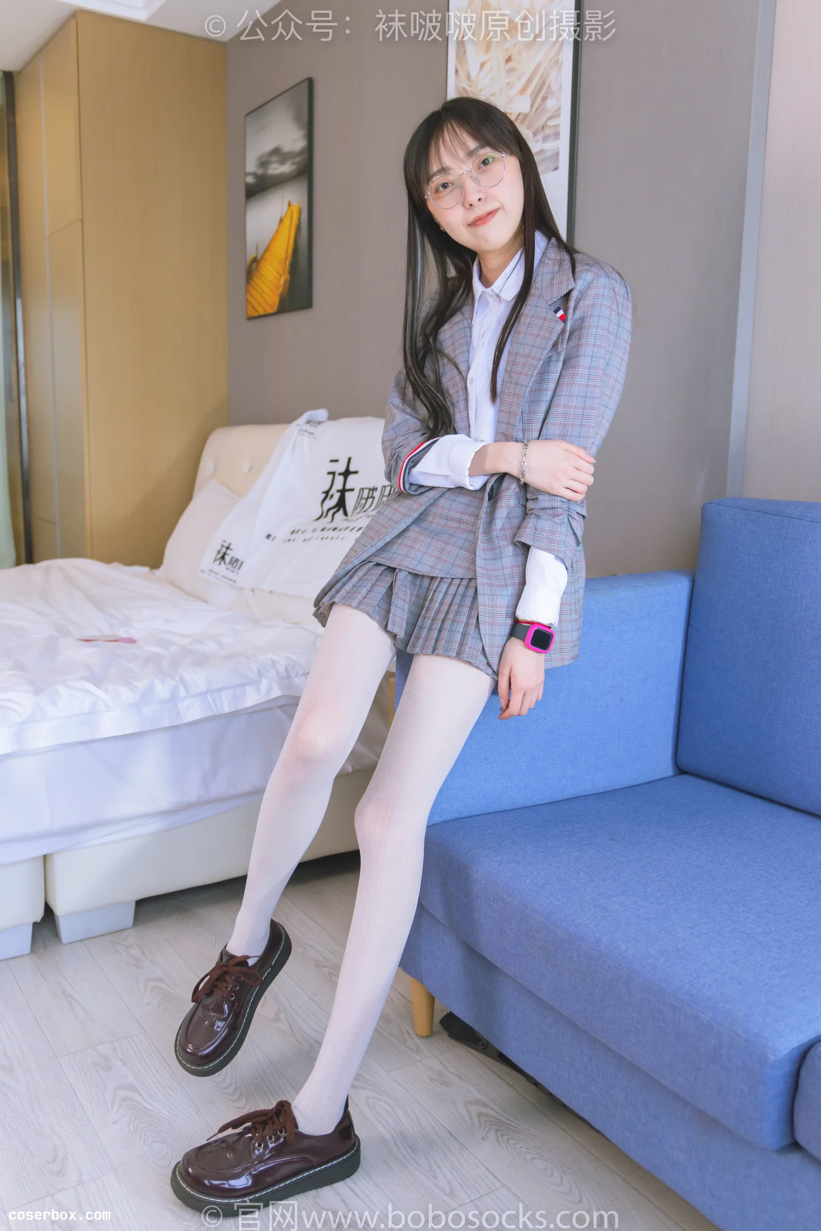 BoBoSocks袜啵啵 NO.202 稚予-皮鞋、白色蕾丝丝袜、ol风 [141P 1V 5.91GB]