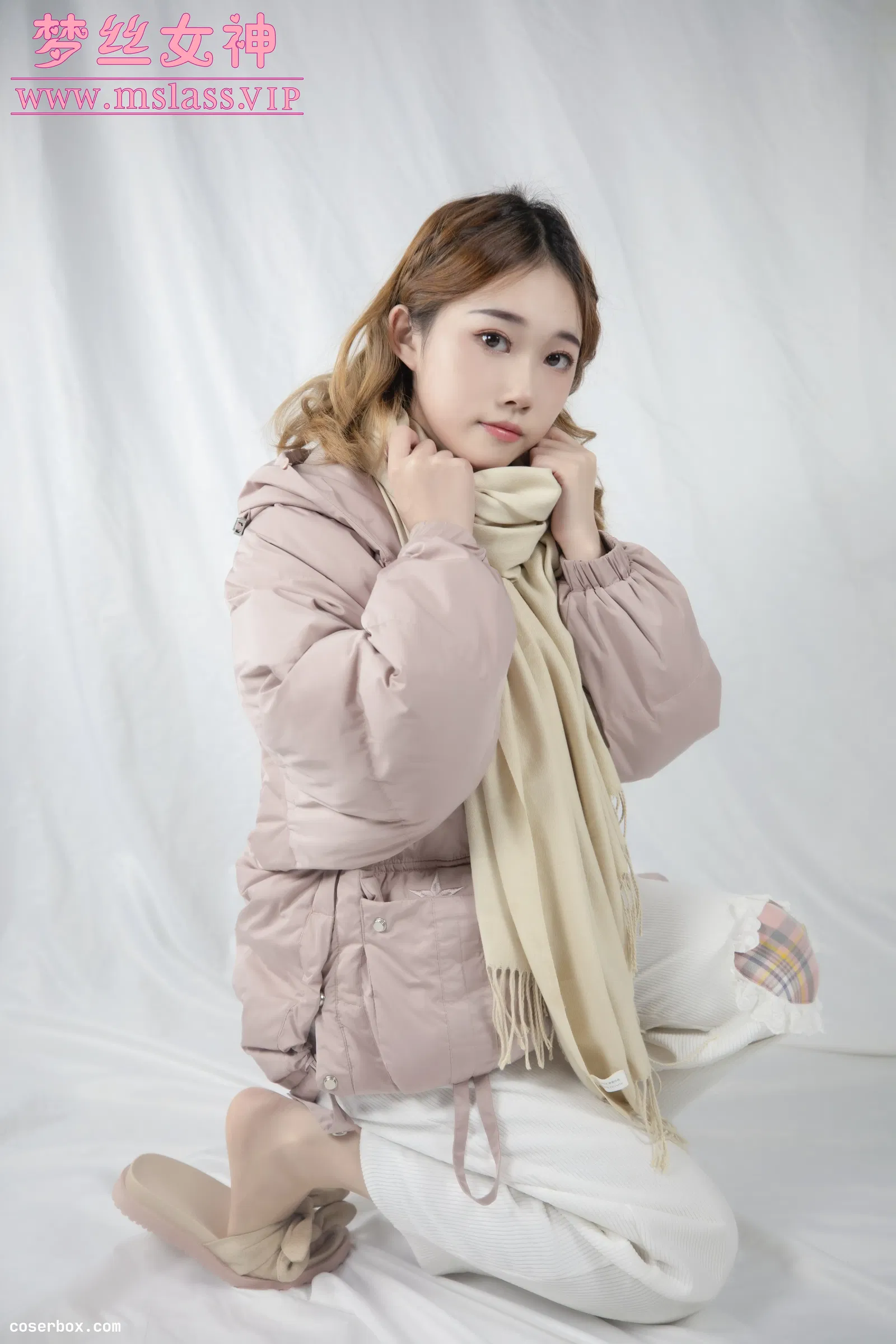 MSLASS梦丝女神 NO.149 小茶《内在纯》[53+1P／324MB] [54P 327.23MB]