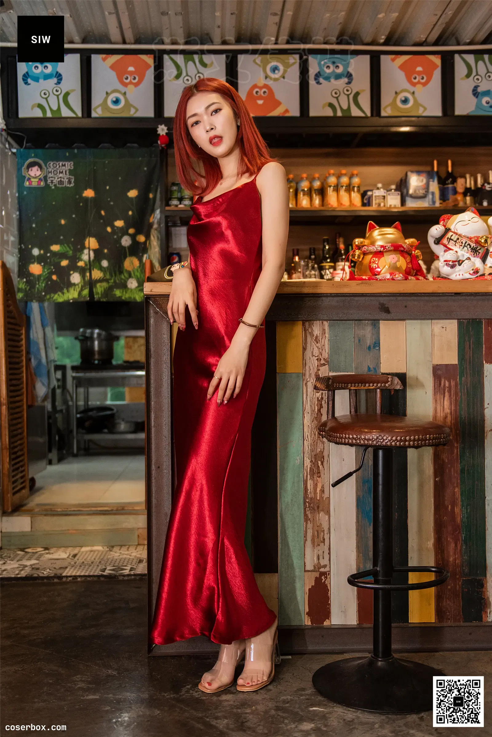 SIW斯文传媒 NO.008 复古奢华绸缎露背绑带缎面酒红礼服（悦悦） [60P 214.97MB]