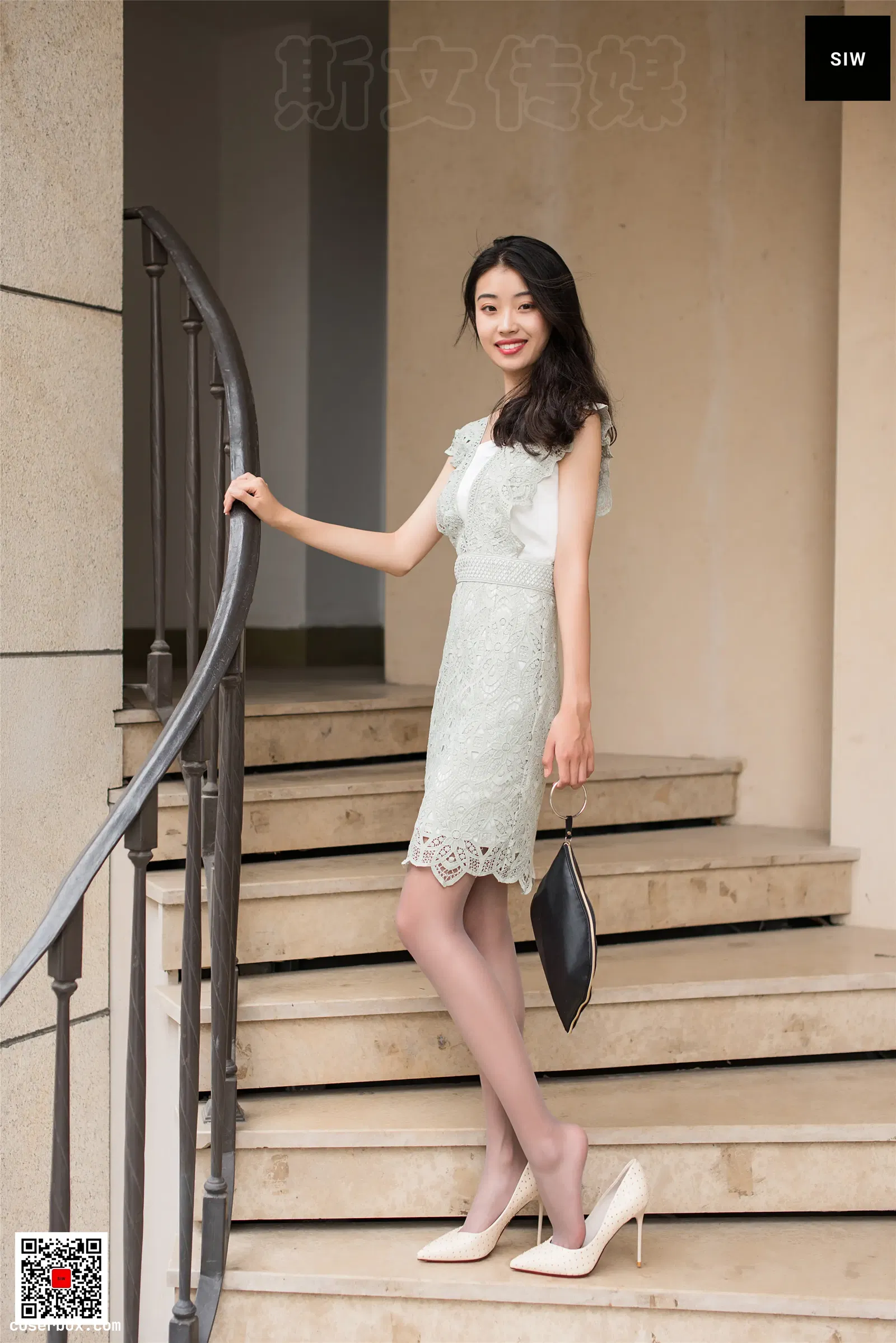 SIW斯文传媒 NO.027 淡绿蕾丝花边短袖连衣裙 - 蓉儿 [61P 134.59MB]