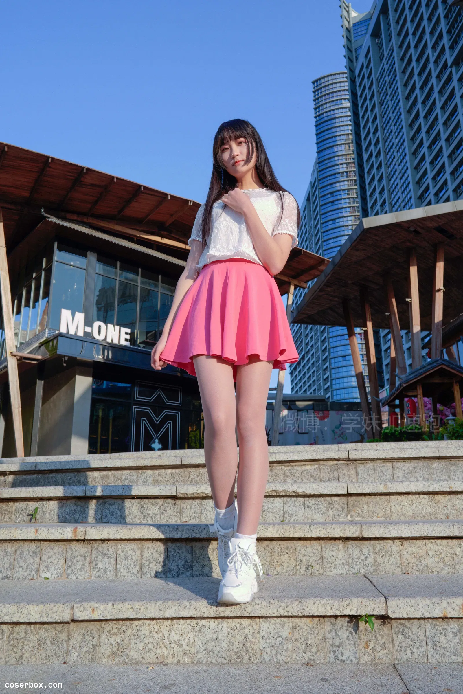 萌甜物语 NO.003《小琪学妹3》 [88P 104.02MB]