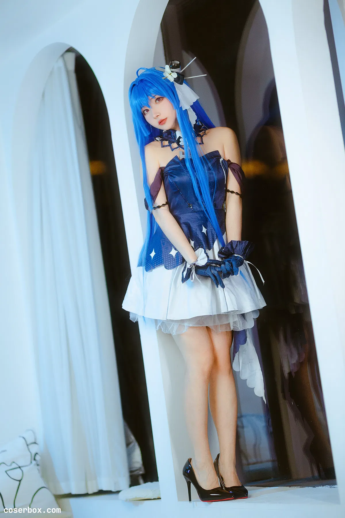 是三不是世w NO.022 Nikke胜利女神· 海伦娜捆绑 [58P 1V 2.01GB] - 1