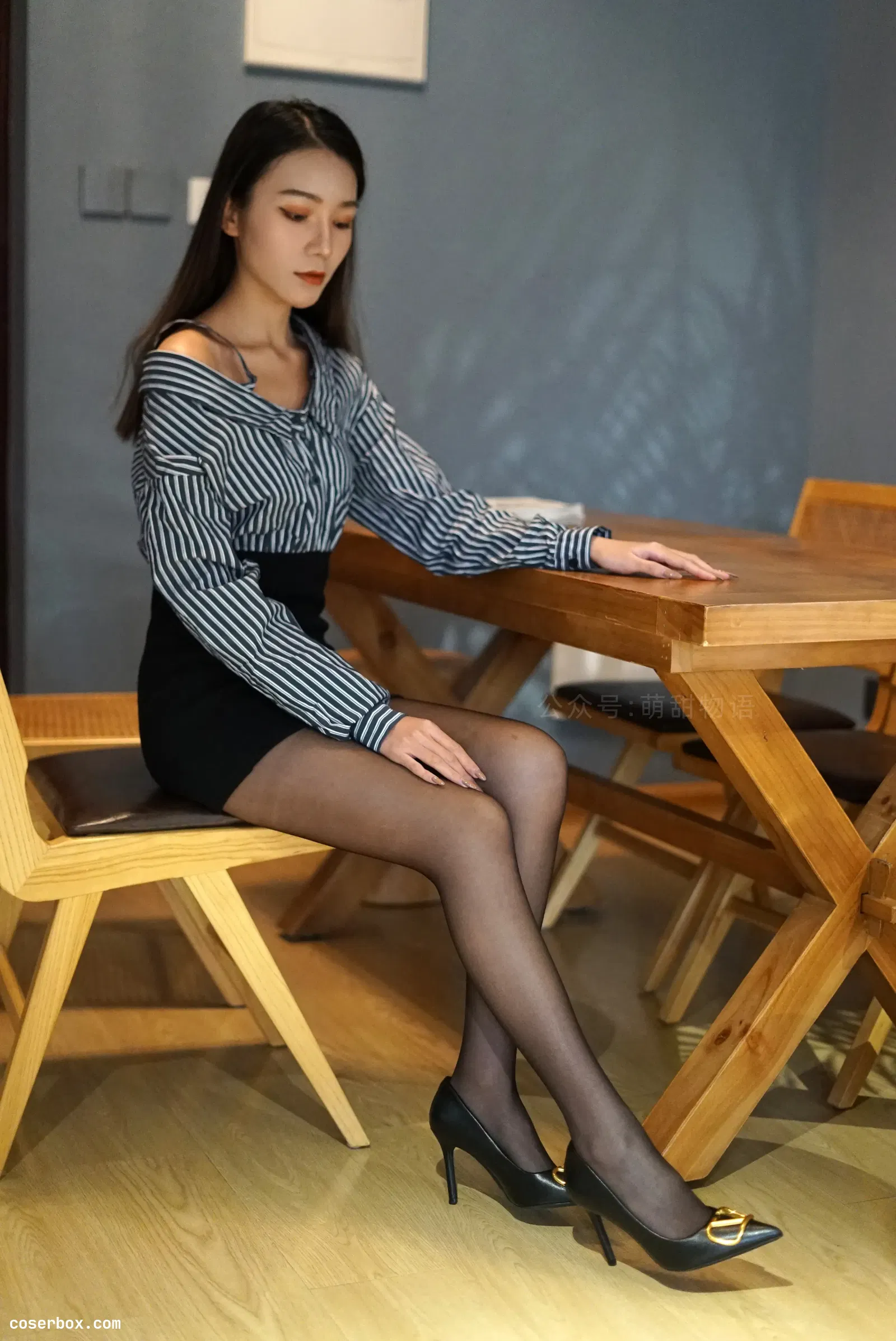 萌甜物语 NO.126《黑丝职业装-可可》 [102P 1V 731.26MB]