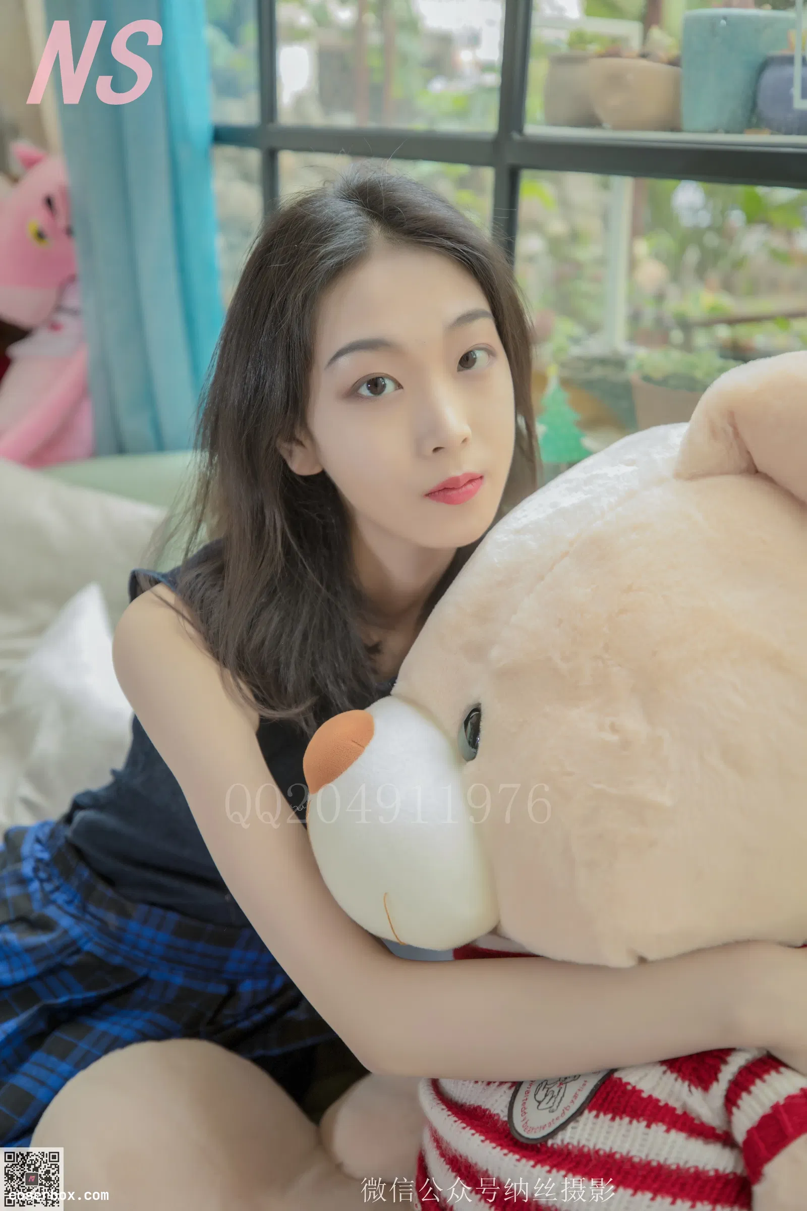 纳丝摄影 NO.133 EE 户外肉丝 [100P 1V 1.95GB]