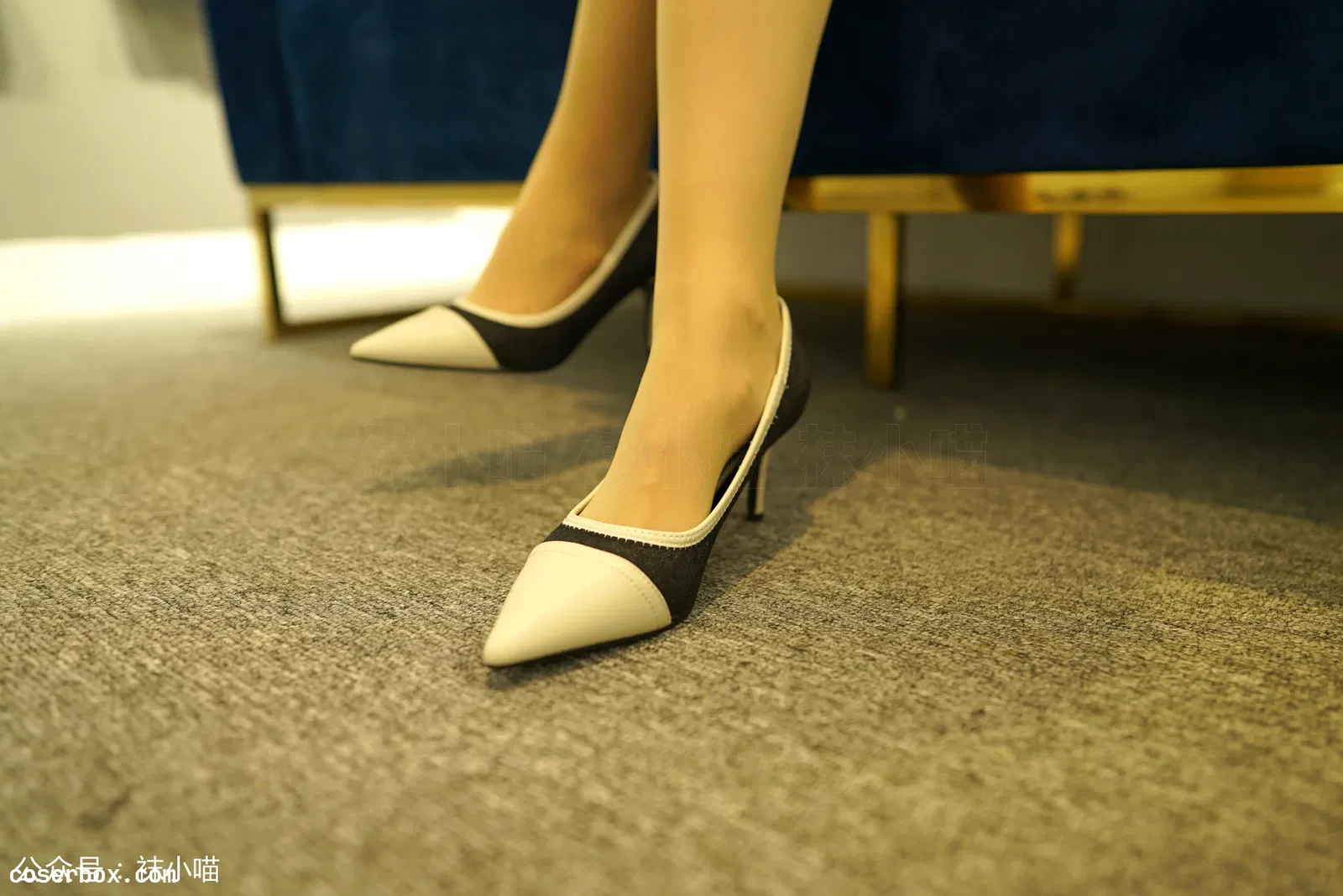 袜小喵 NO.133 大沿帽下的腿 [59P 48.78MB]