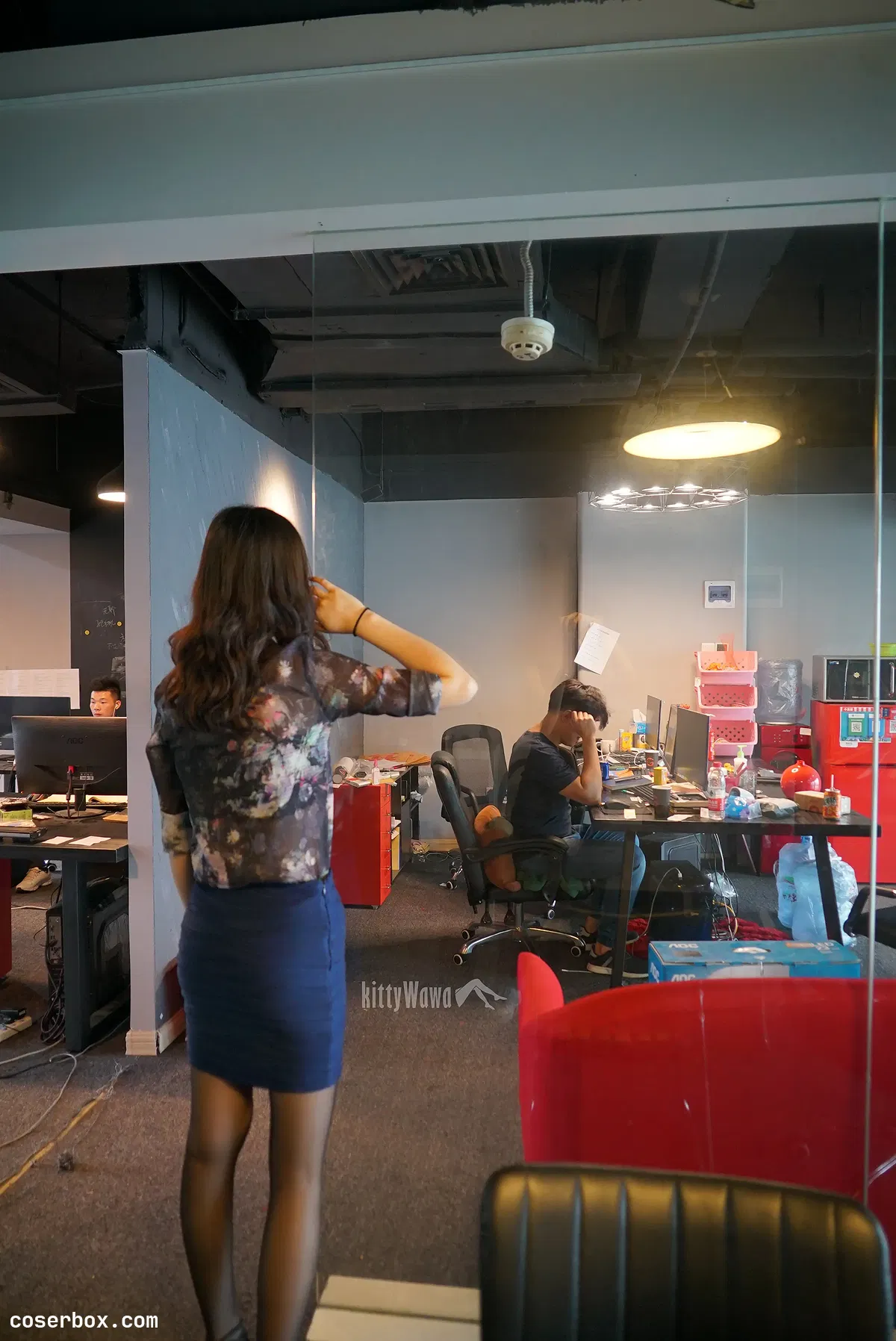 袜小喵 NO.041 丝滑总监（上） [45P 242.23MB]