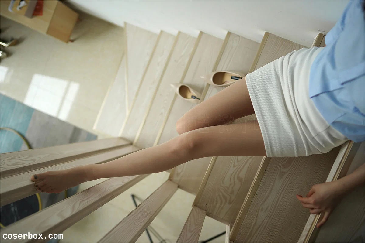 袜小喵 NO.170 楼梯私密事 [60P 105.21MB]