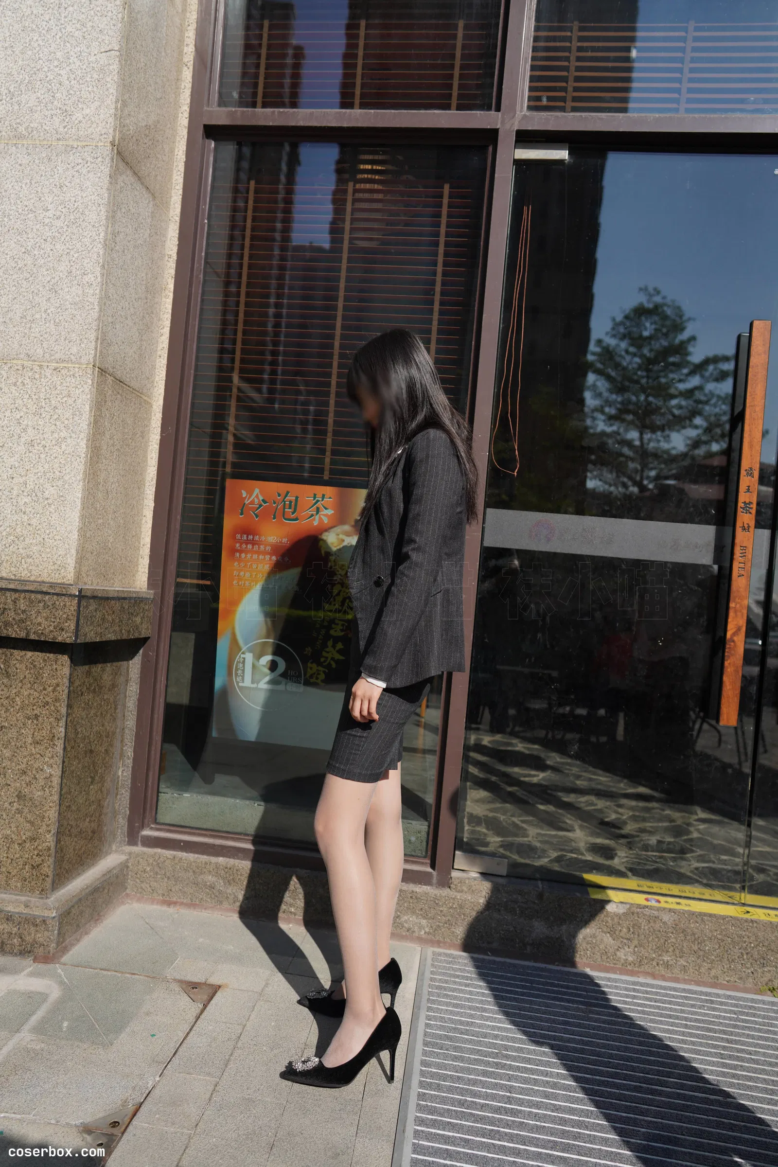 袜小喵 NO.256 户外职业装 [98P 175.78MB]