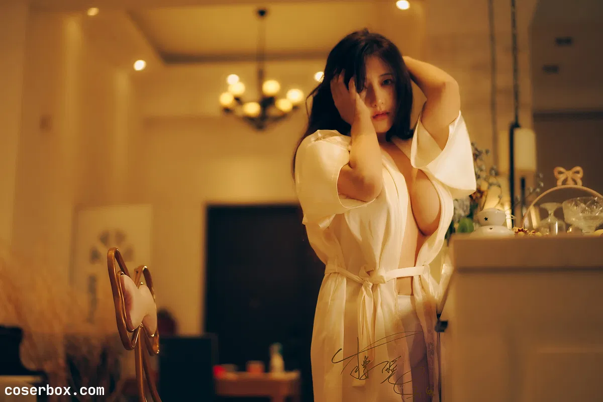 樱晚gigi NO.011  璨 [22P 184.94MB] - 2