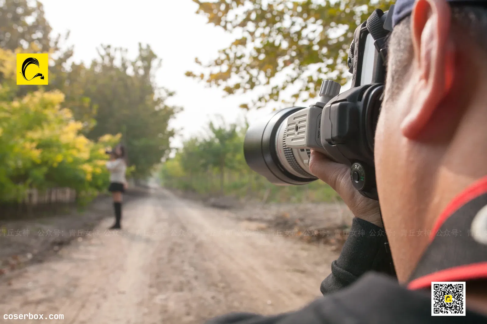 青丘女神 NO.121 2018.10.17 郊野采风偶遇爱拍照的小姐姐 [76P 107.21MB]