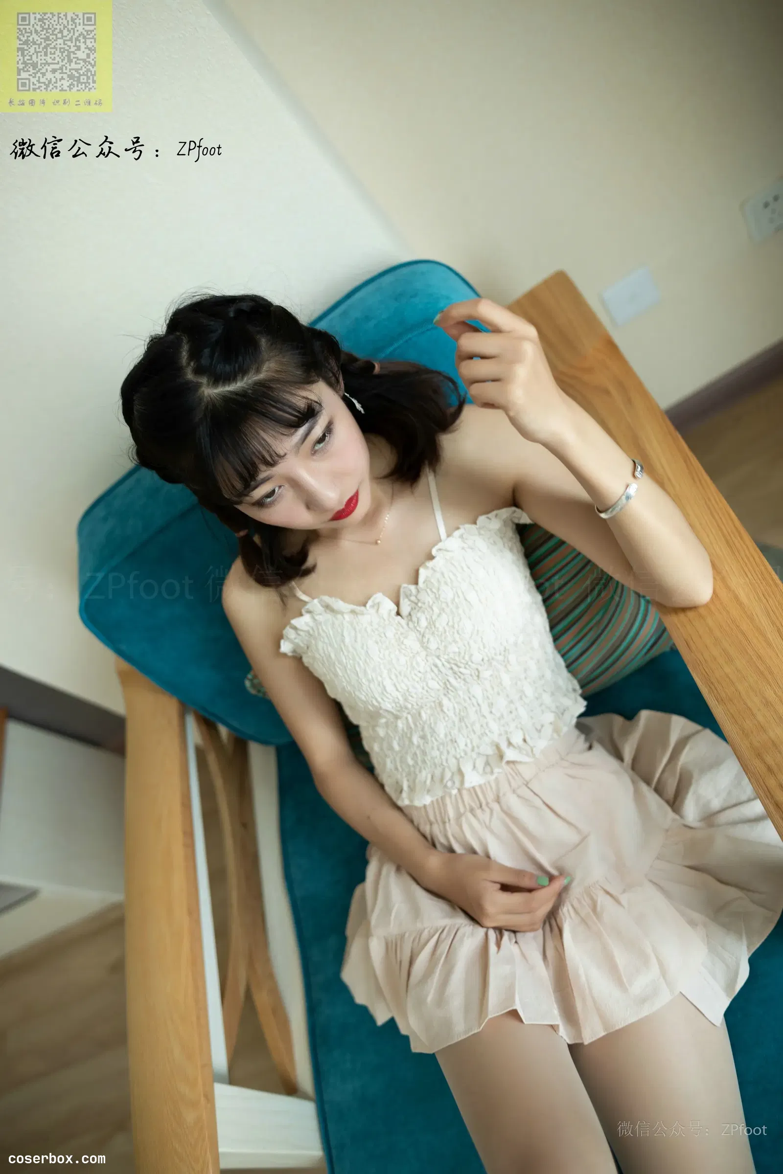 ISS山茶摄影 NO.178 小雪 [73P 77.09MB]