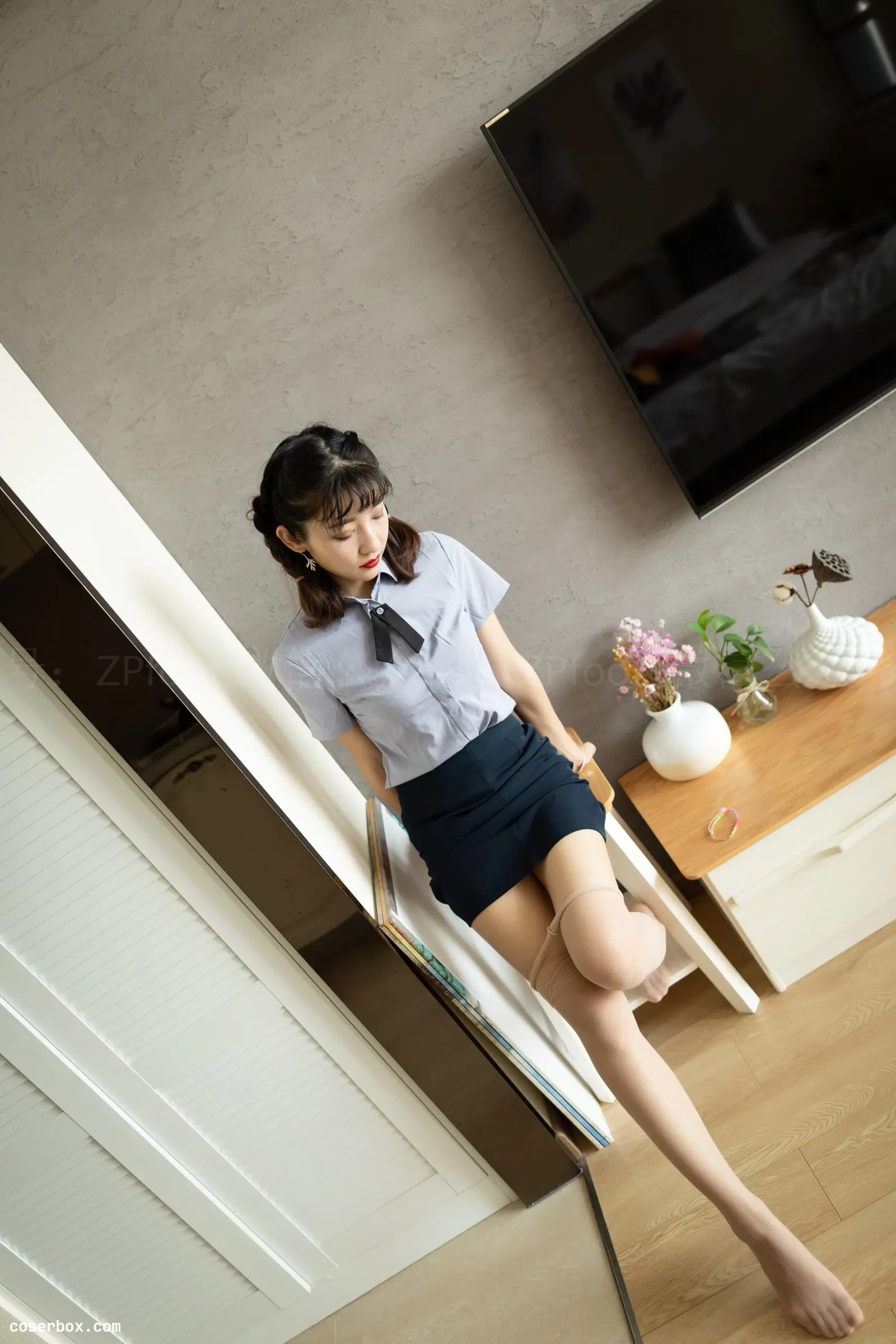 ISS山茶摄影 NO.026 小雪丝袜正装 [71P 58.0MB]