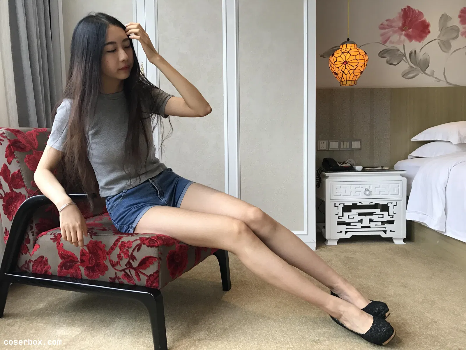 ISS山茶摄影 NO.302 气质.裸足 [99P 95.39MB]