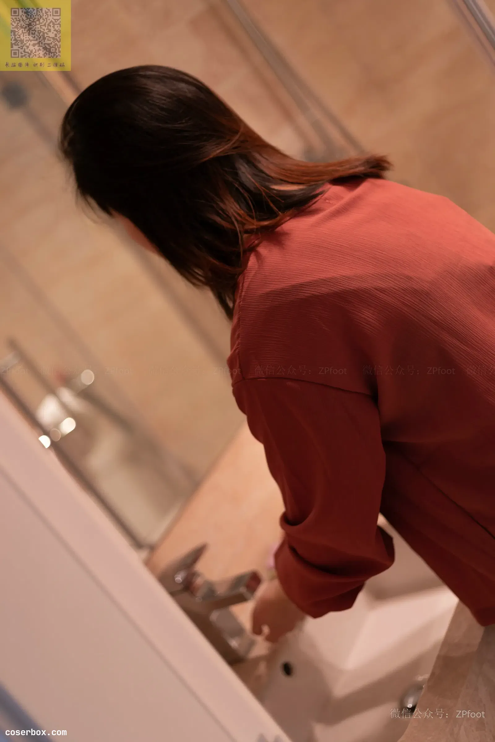 ISS山茶摄影 NO.116 小心的胖脚丫 [90P 48.18MB]