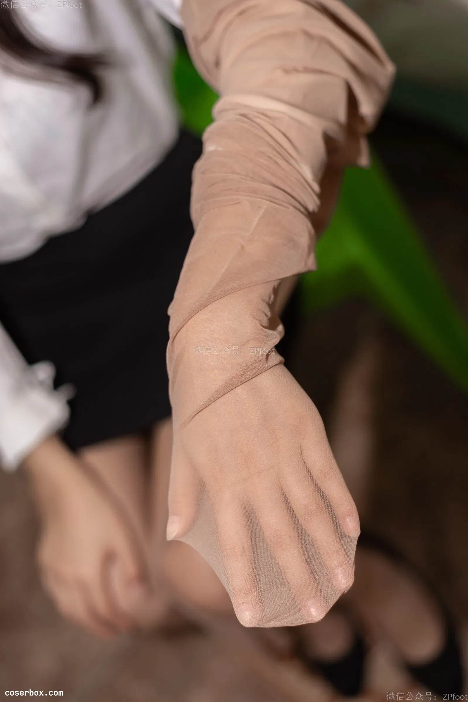 ISS山茶摄影 NO.011 制服高跟丝袜 [99P 216.95MB]