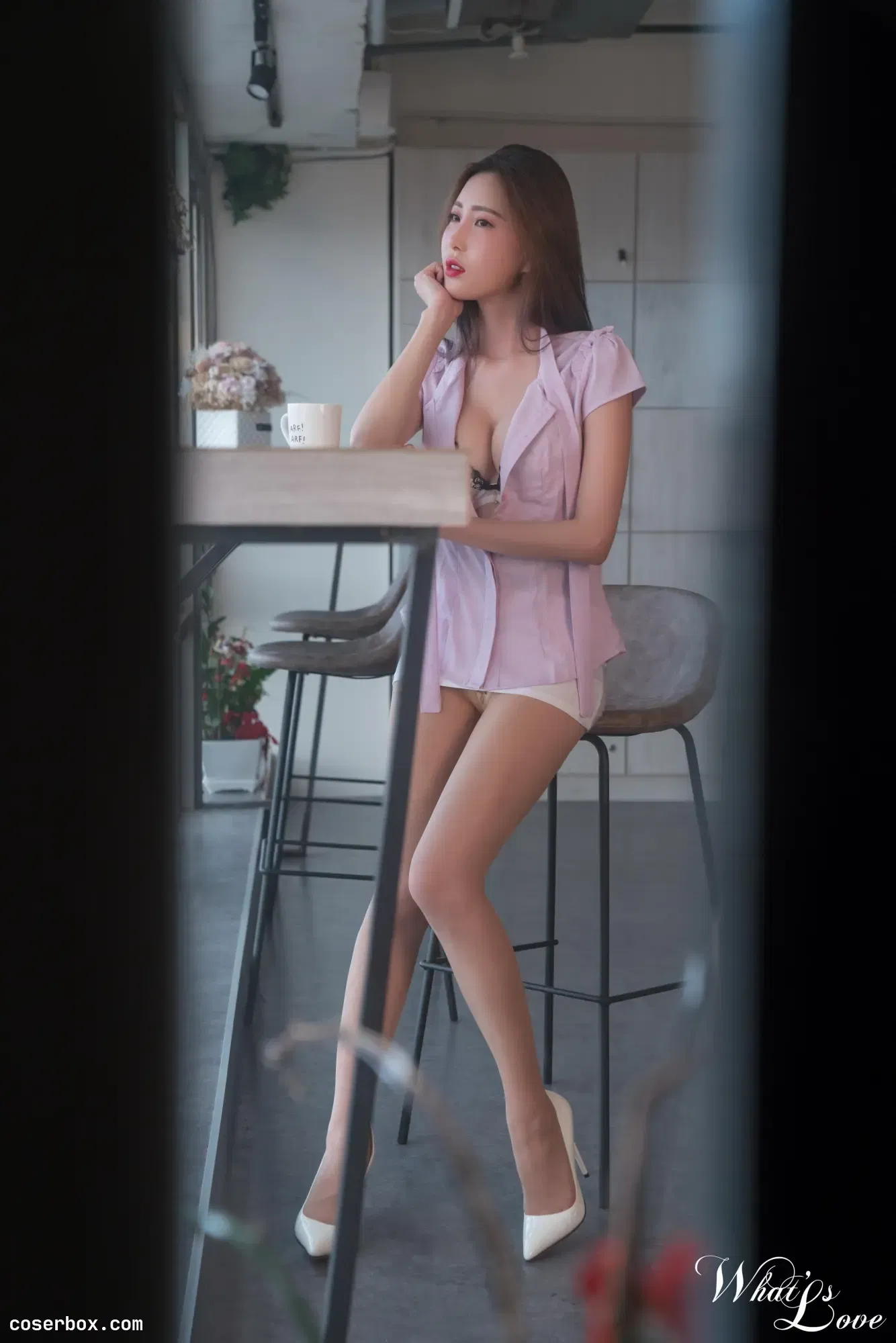 街拍丝足 NO.225 艾比 OL性感 高跟美腿旅拍 [66P 80.07MB]