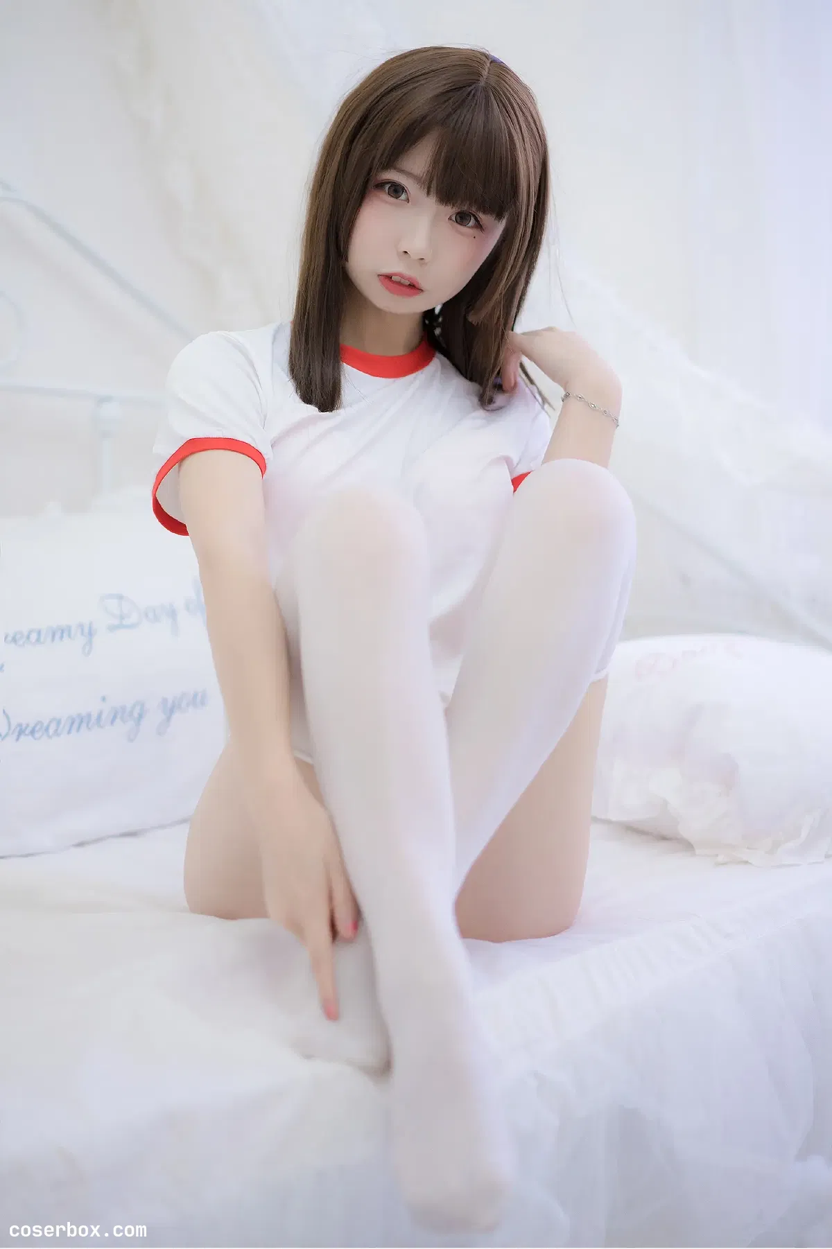 十万珍吱伏特 NO.018 好冷，希望夏天能再穿上体操服 [28P 58.61MB] - 2