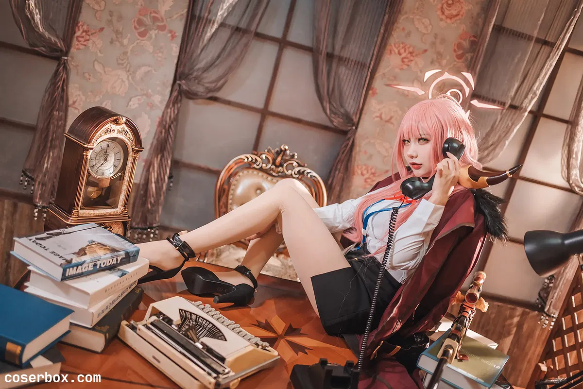 是一只熊仔吗 NO.012 Blue Archive Aru Rikuhachima 碧蓝档案 陸八魔爱瑠 [20P 68.36MB] - 2