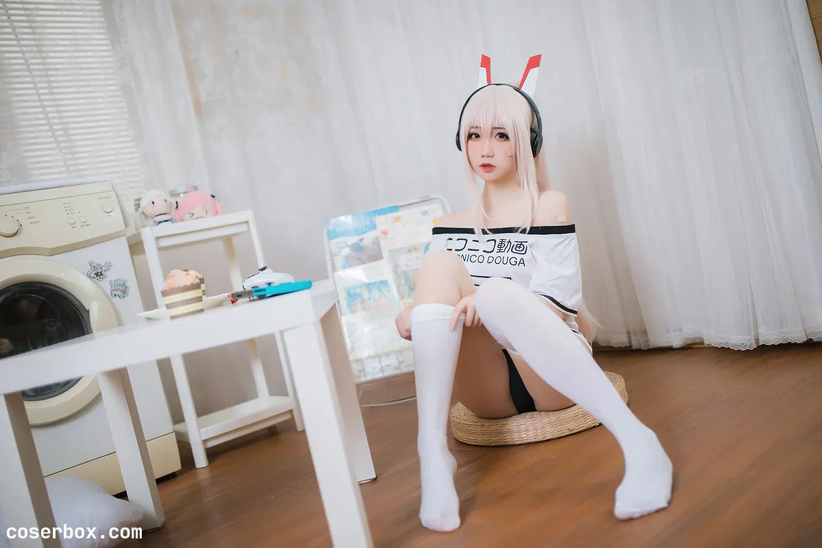 焖焖碳 NO.012 绫波 宅版本 [29P 180.6MB] - 2