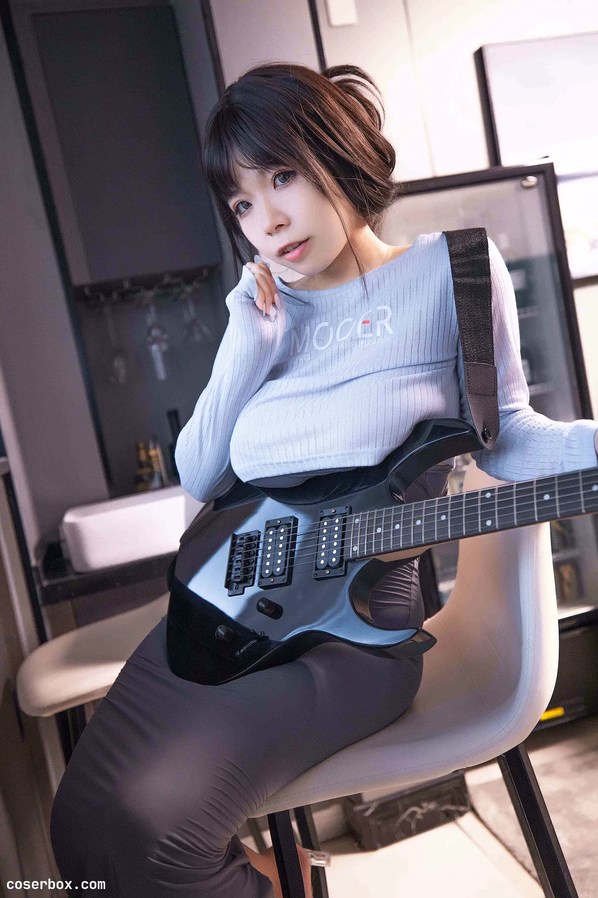 自闭颜球球 NO.006 吉他妹妹 [38P 751.0MB] - 2