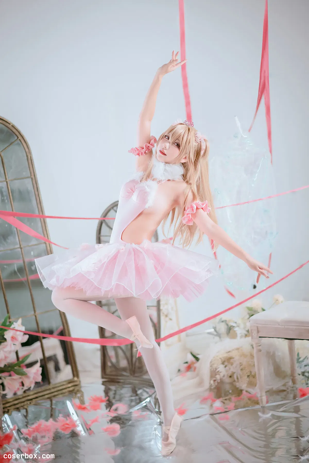 是一只熊仔吗 NO.001 anmi 后辈酱 [20P 40.84MB] - 2