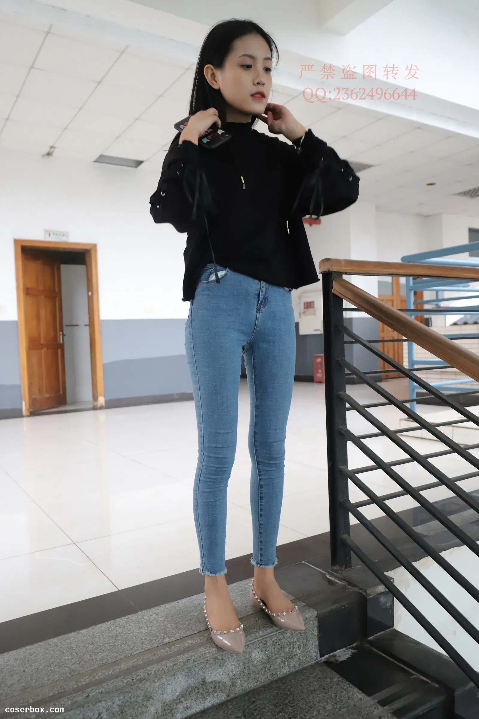 大西瓜爱牙膏 2018-11月 02 活动模特1 牛仔裤长丝 [340P 1V 1.79GB]