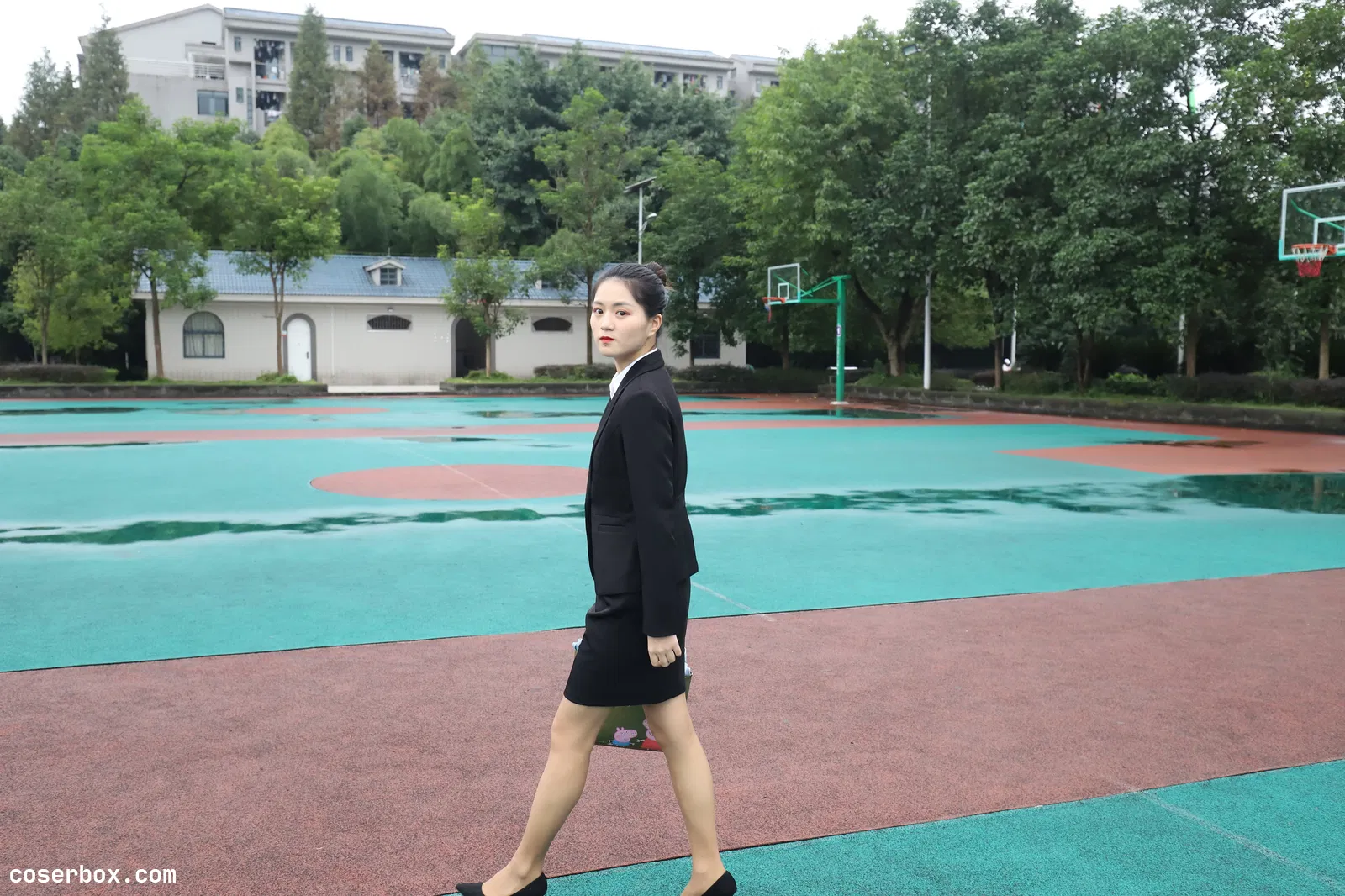 大西瓜爱牙膏 2019.1月活动模特一 职业装 [189P 1.46GB]