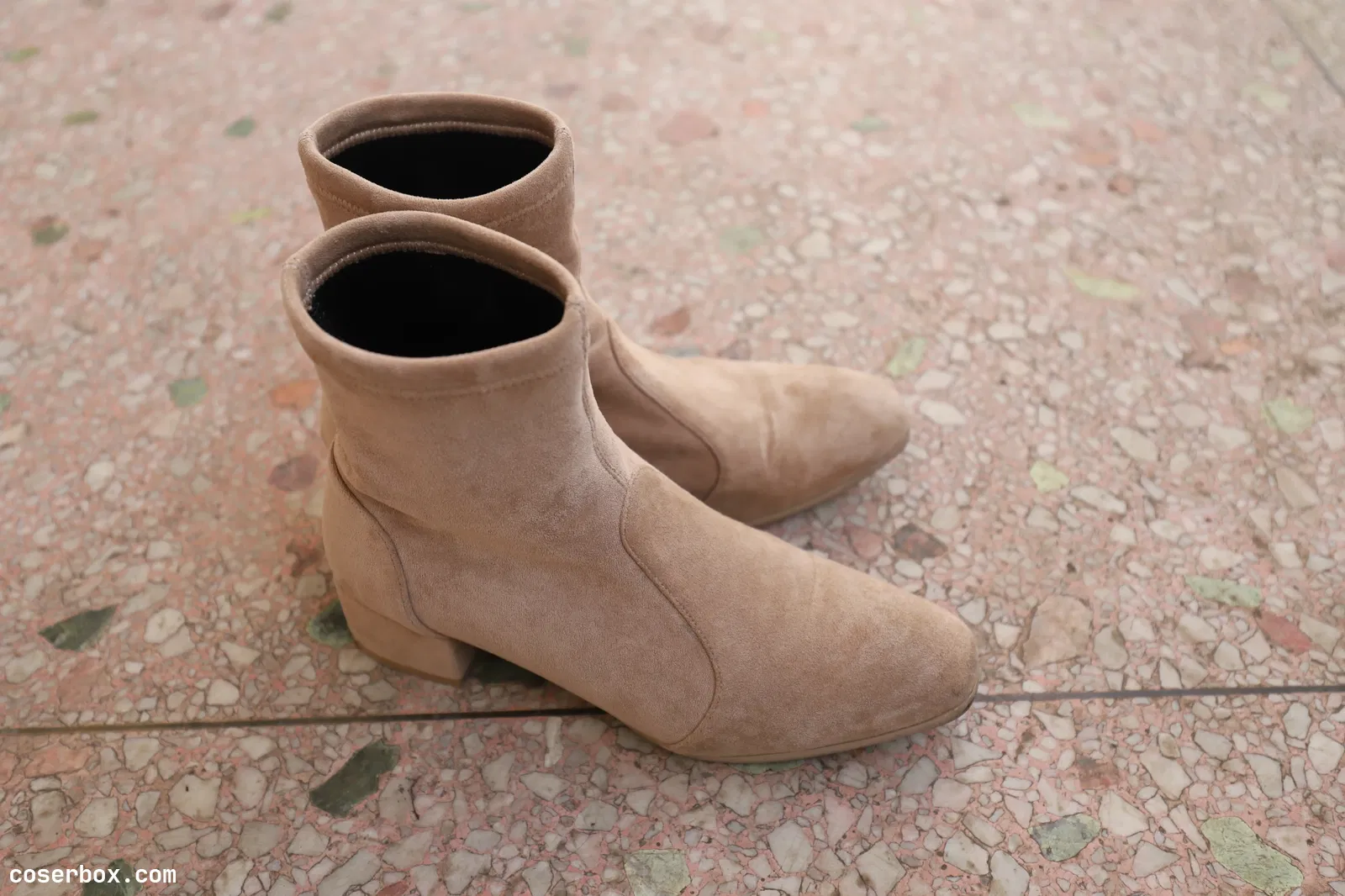 大西瓜爱牙膏 2019-6月 08 模特1 船袜 240P [238P 1.6GB]