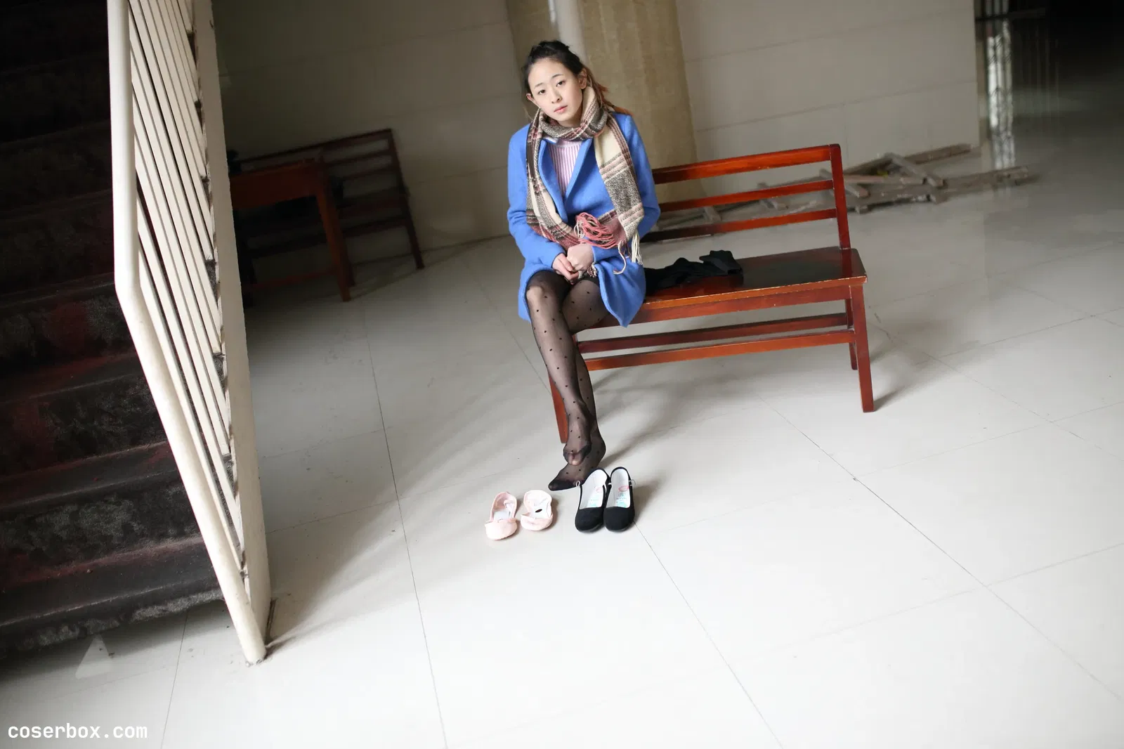 大西瓜爱牙膏 S015 蓝衣少女 [128P 804.57MB]