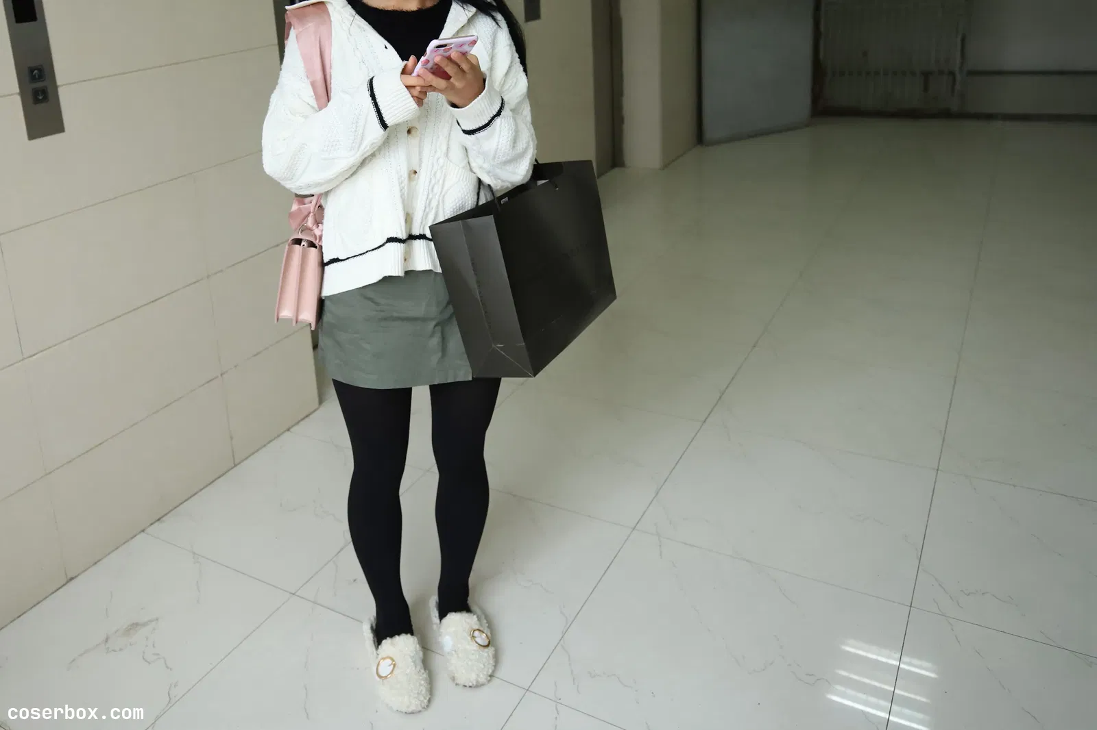 大西瓜爱牙膏 2019-11月 X3 活动模特3 教室黑丝厚长袜 [155P 195.94MB]