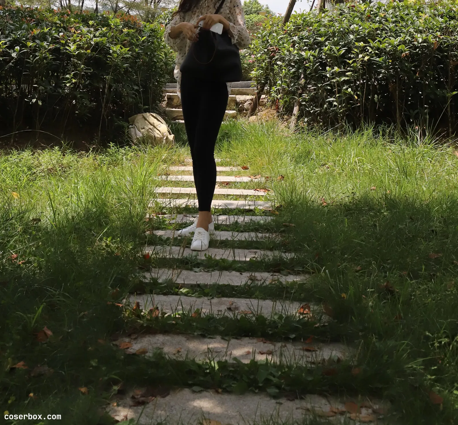 大西瓜爱牙膏 2019-12月 X2 活动模特2 公园船袜 [483P 2.84GB]