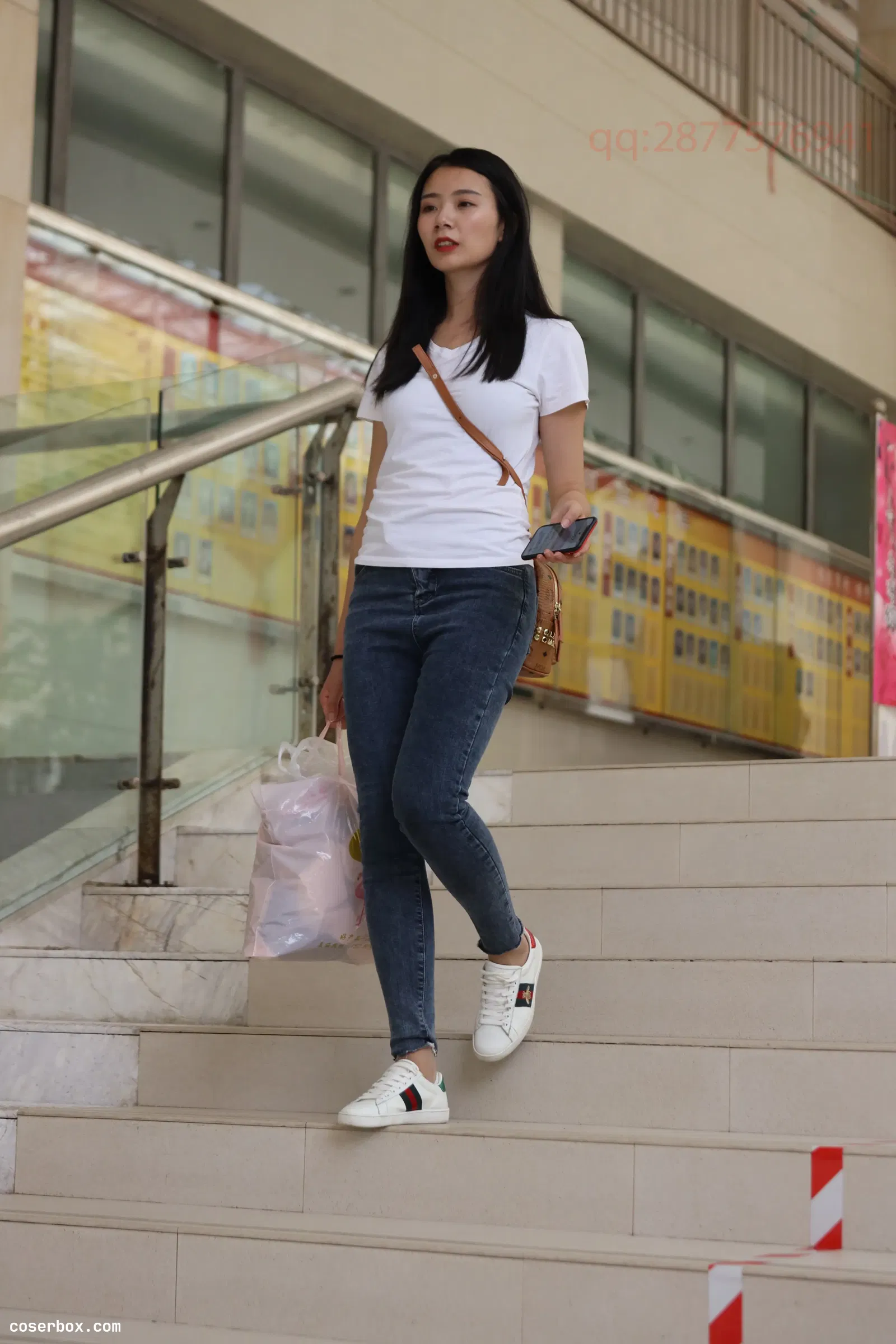 大西瓜爱牙膏 2021年01月 03 裤里丝短袜 [241P 1V 1.53GB]